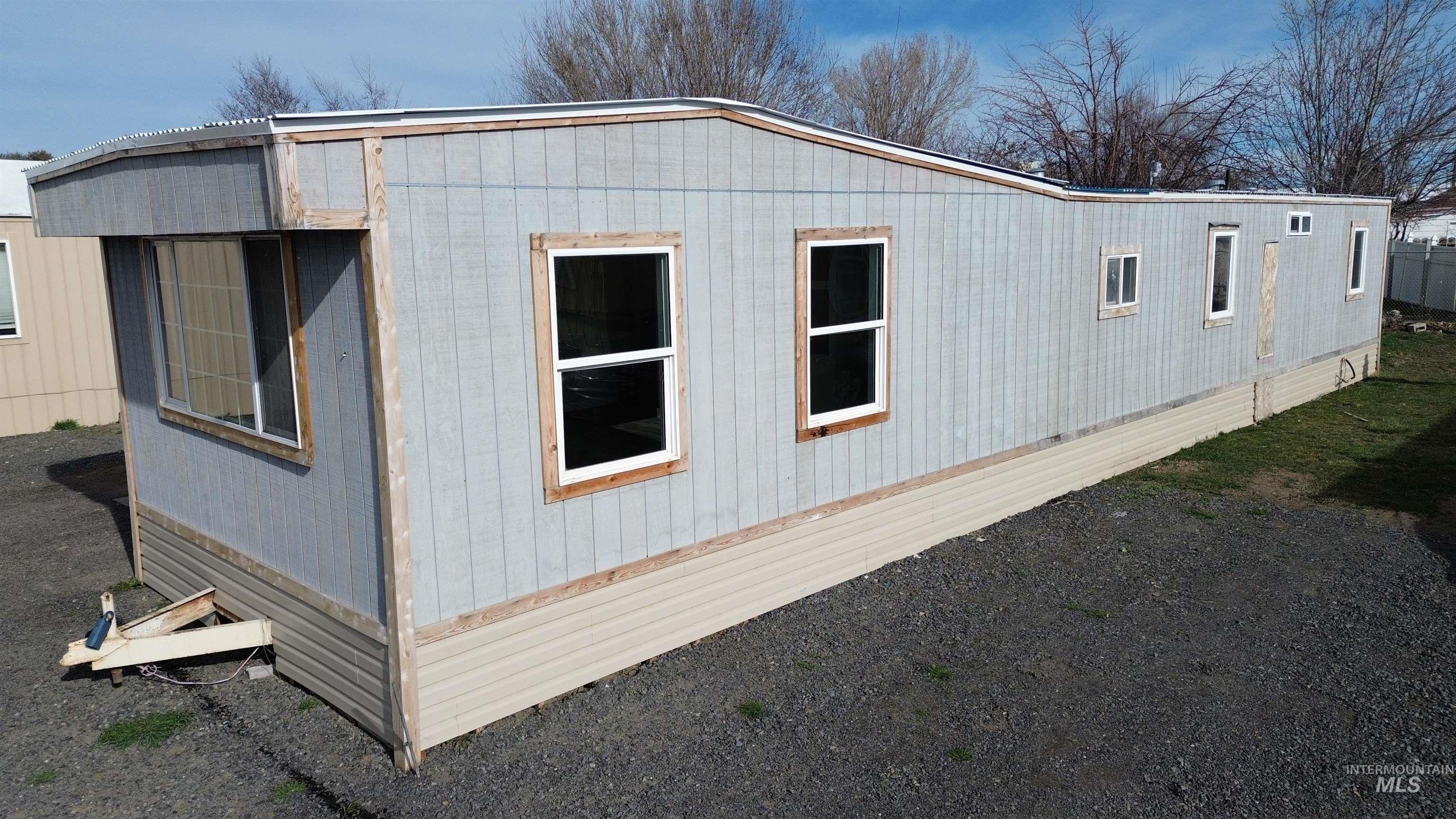 308 W Ave G, Wendell, Idaho 83355, 2 Bedrooms, 1 Bathroom, Residential For Sale, Price $48,900,MLS 98975879