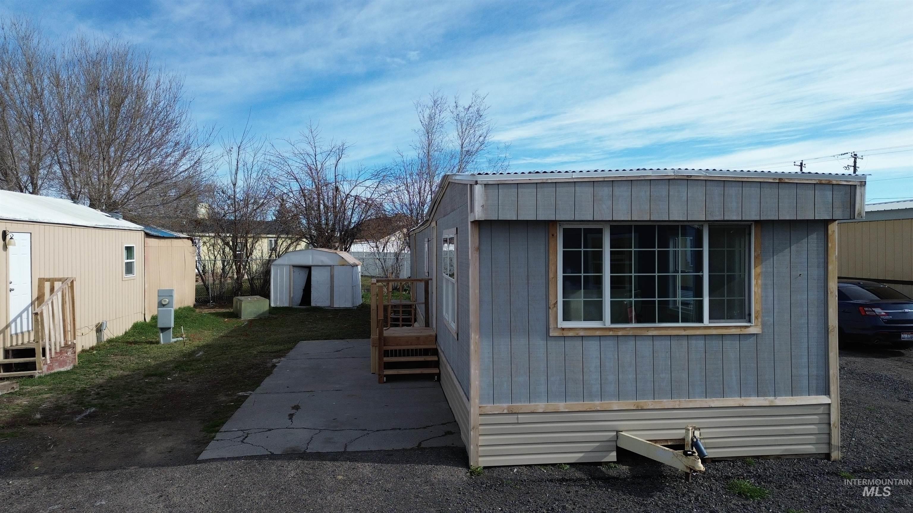 308 W Ave G, Wendell, Idaho 83355, 2 Bedrooms, 1 Bathroom, Residential For Sale, Price $48,900,MLS 98975879