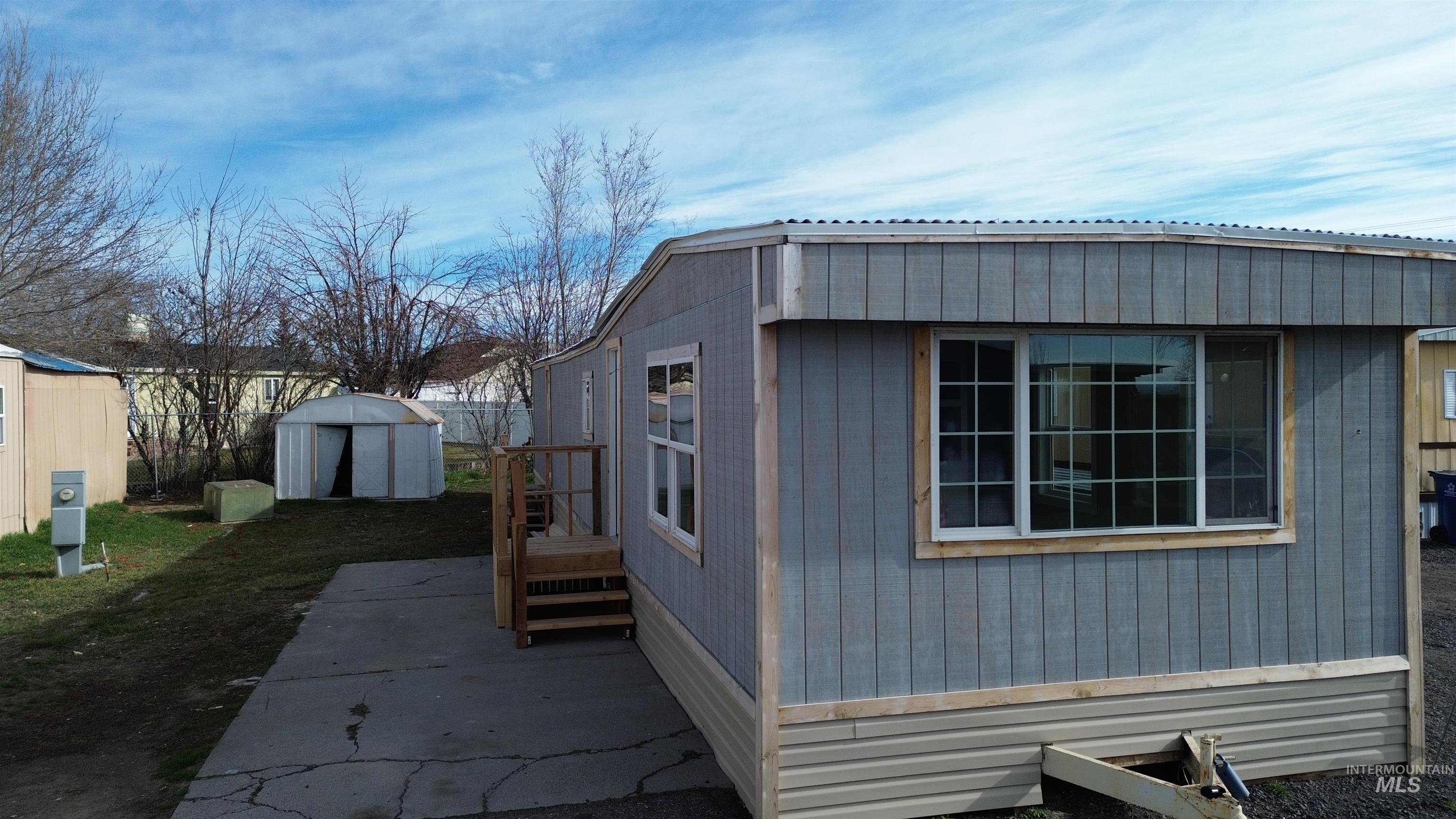 308 W Ave G, Wendell, Idaho 83355, 2 Bedrooms, 1 Bathroom, Residential For Sale, Price $48,900,MLS 98975879