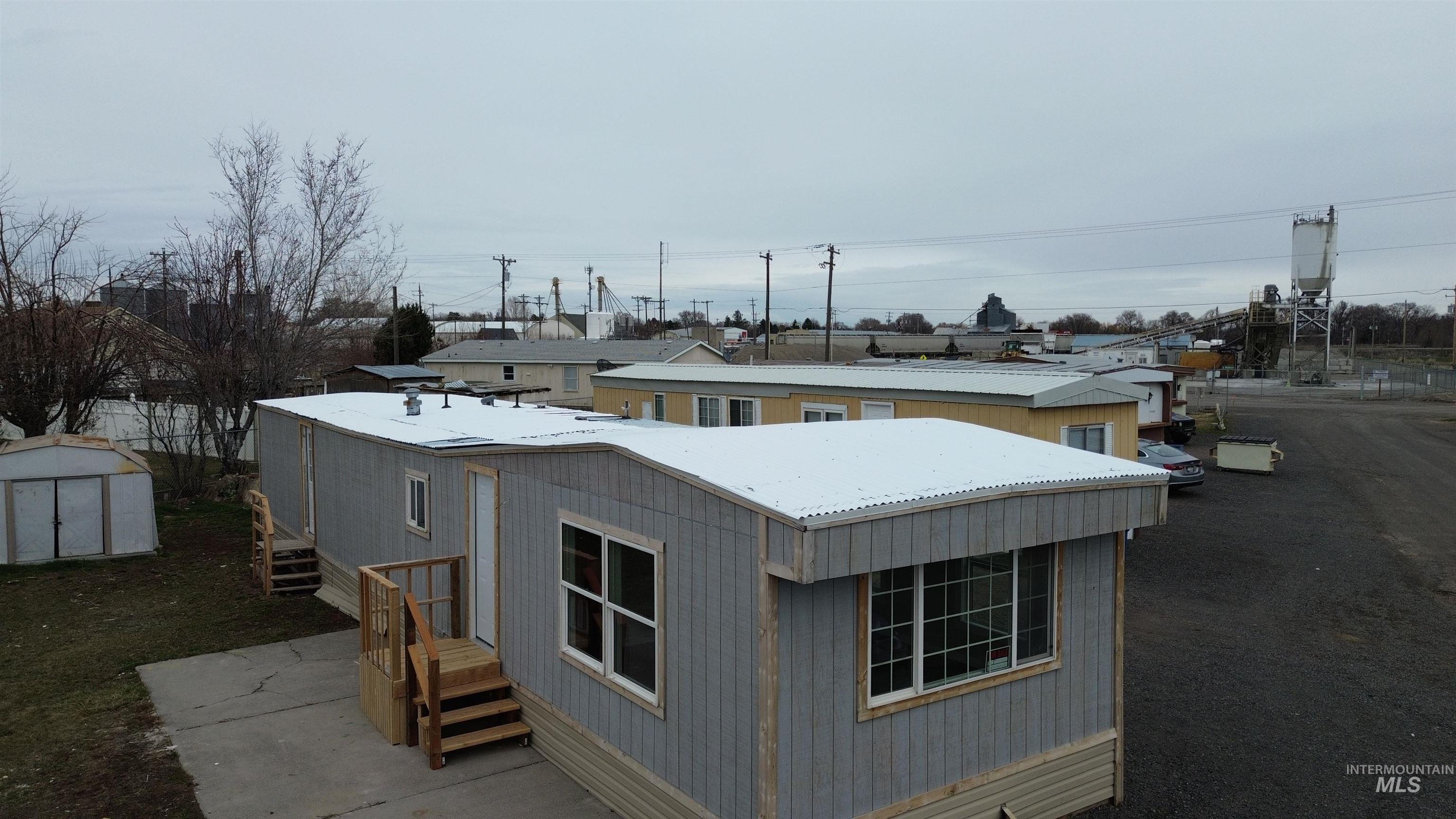 308 W Ave G, Wendell, Idaho 83355, 2 Bedrooms, 1 Bathroom, Residential For Sale, Price $48,900,MLS 98975879