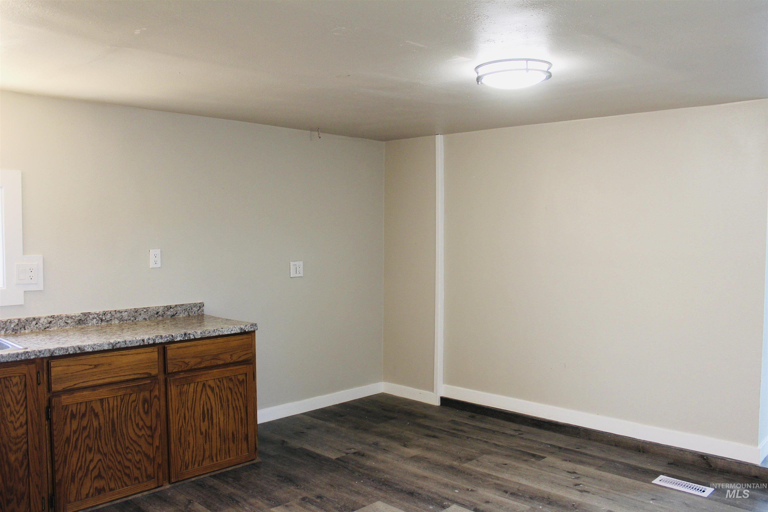 308 W Ave G, Wendell, Idaho 83355, 2 Bedrooms, 1 Bathroom, Residential For Sale, Price $49,900, 98975879