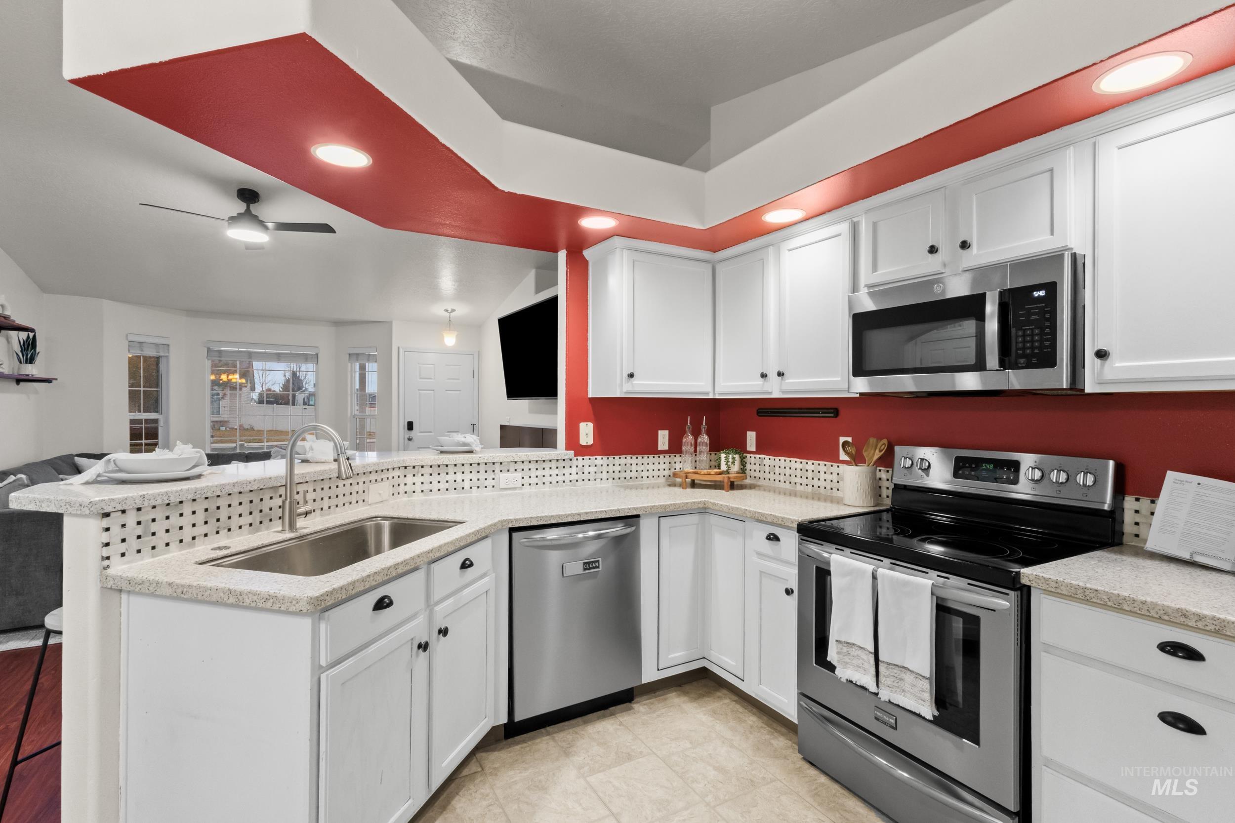 14369 Gresham Dr, Caldwell, Idaho 83607, 3 Bedrooms, 2 Bathrooms, Residential For Sale, Price $349,999, 98975881