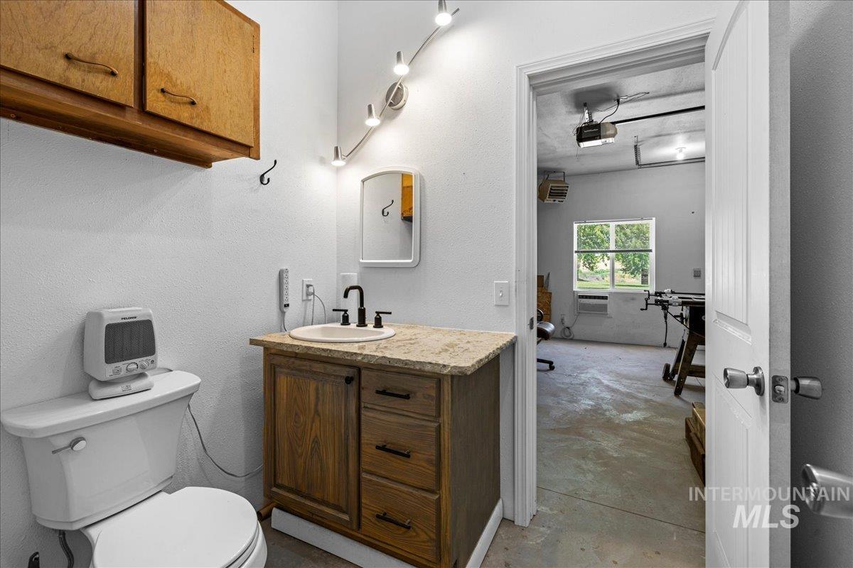 3175 1st Lane East, Parma, Idaho 83660, 4 Bedrooms, 3 Bathrooms, Residential For Sale, Price $850,000, 98975882