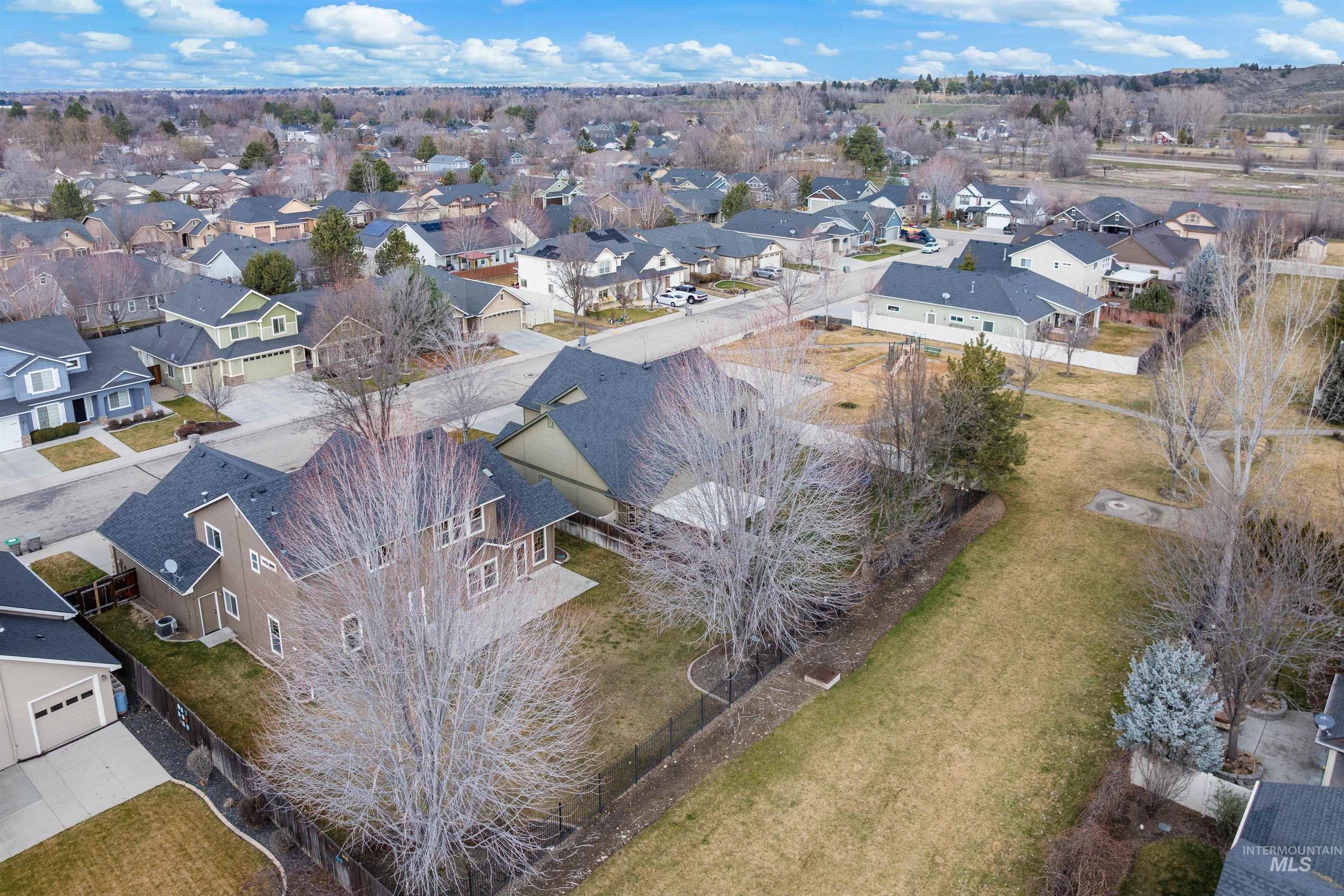 7534 N Misty Cove Avenue, Boise, Idaho 83714-5080, 4 Bedrooms, 3.5 Bathrooms, Residential For Sale, Price $789,900, 98975883