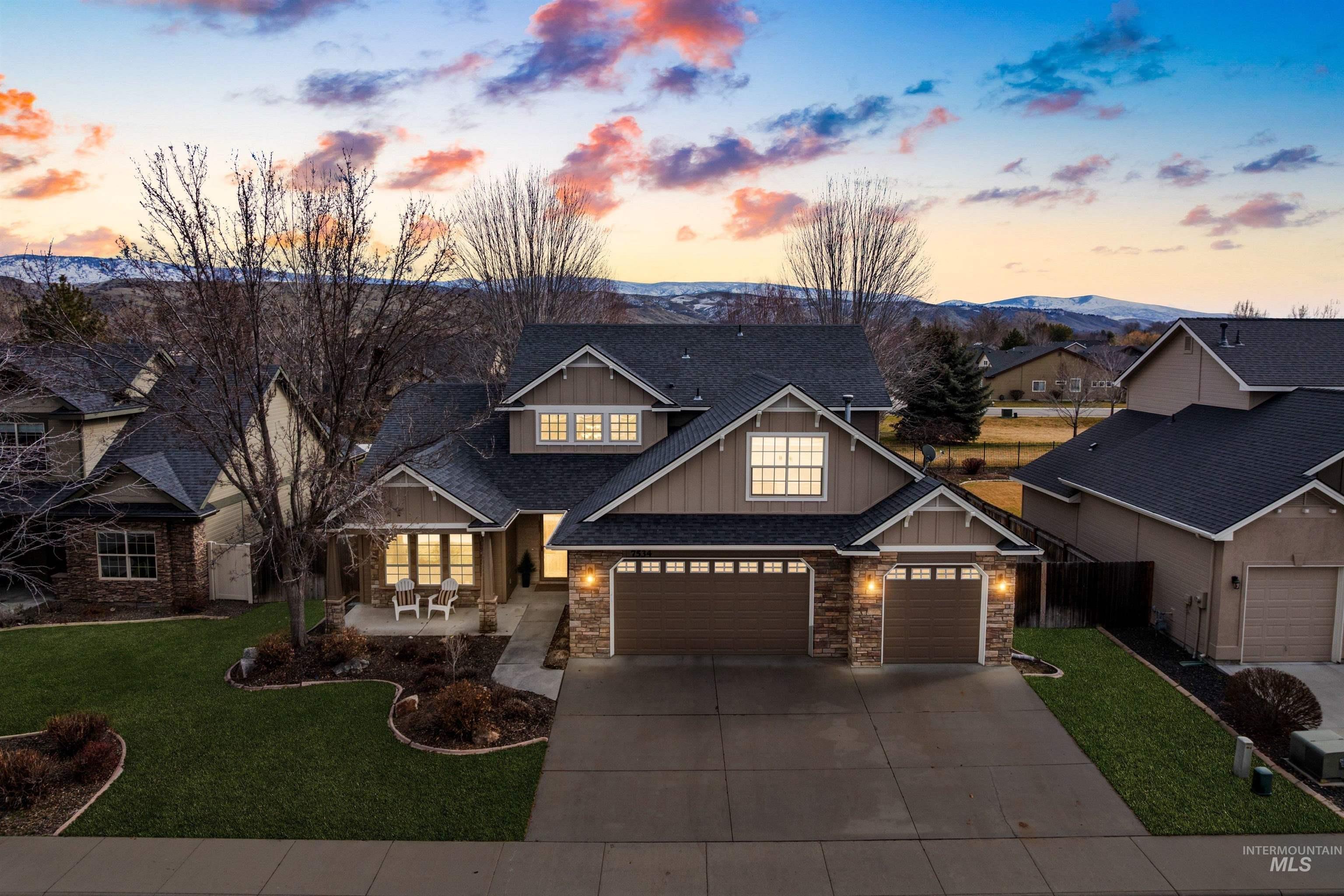 7534 N Misty Cove Avenue, Boise, Idaho 83714-5080, 4 Bedrooms, 3.5 Bathrooms, Residential For Sale, Price $789,900, 98975883