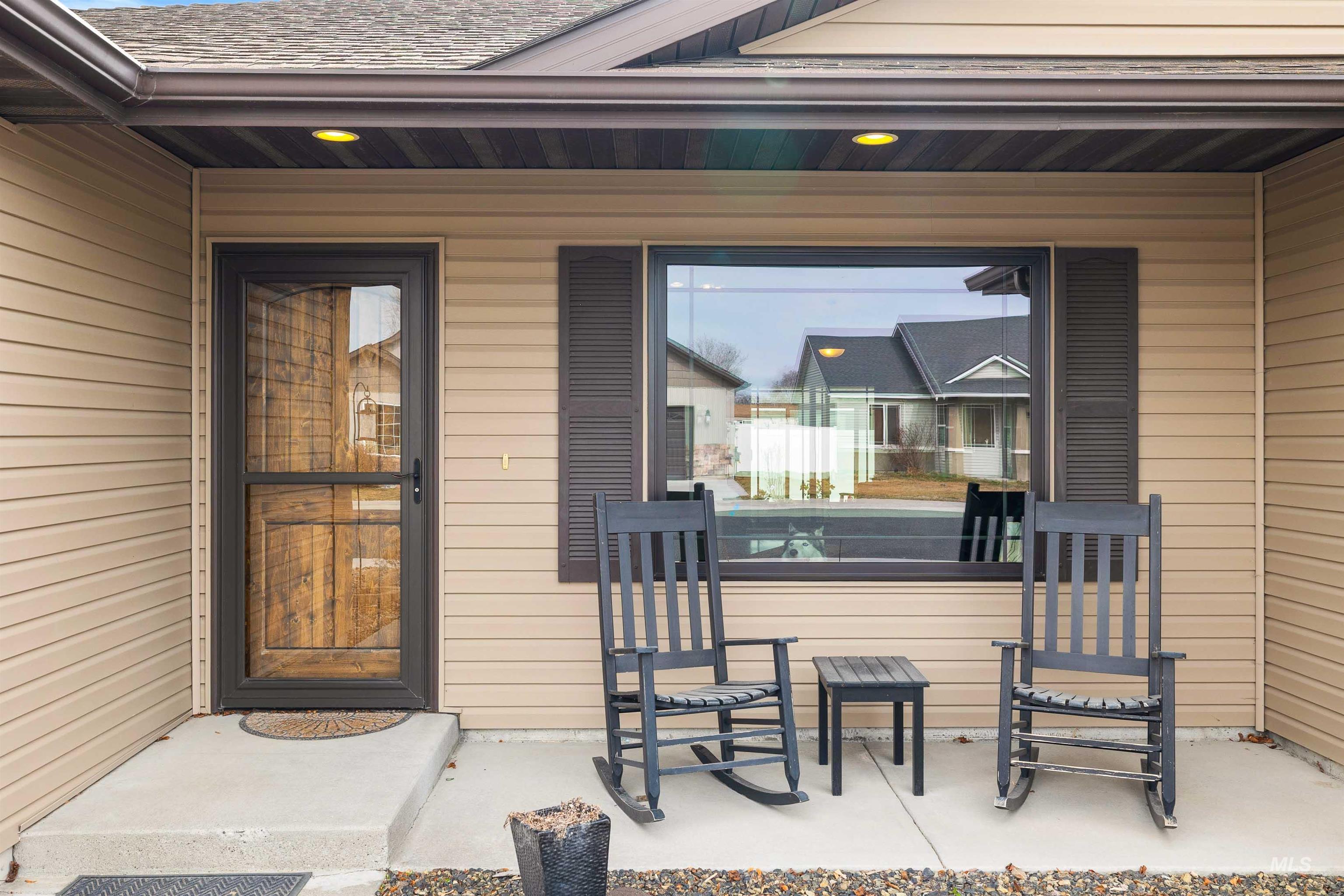 965 Bosero Way, Twin Falls, Idaho 83301, 4 Bedrooms, 2 Bathrooms, Residential For Sale, Price $389,900, 98975884