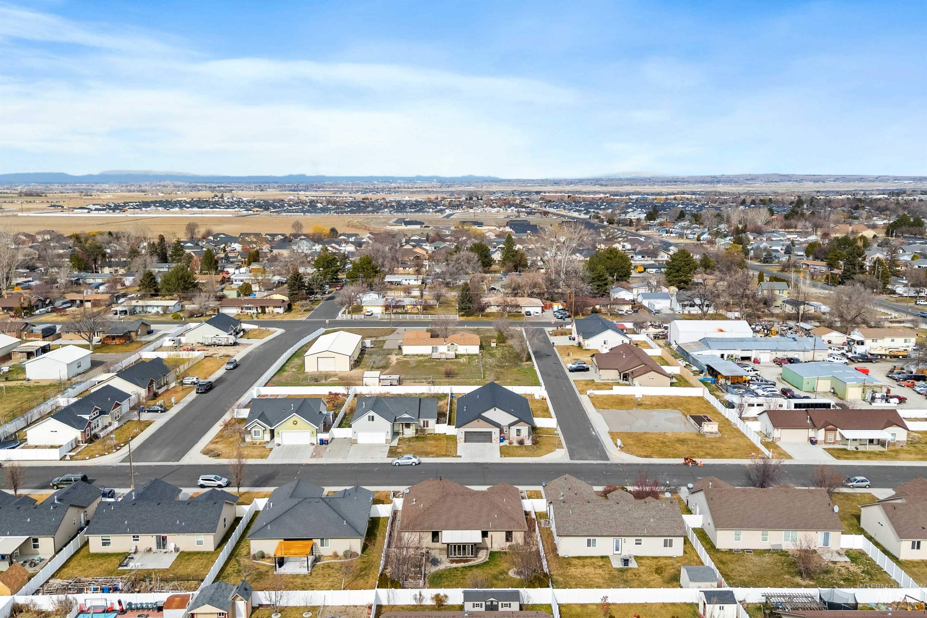 965 Bosero Way, Twin Falls, Idaho 83301, 4 Bedrooms, 2 Bathrooms, Residential For Sale, Price $389,900, 98975884