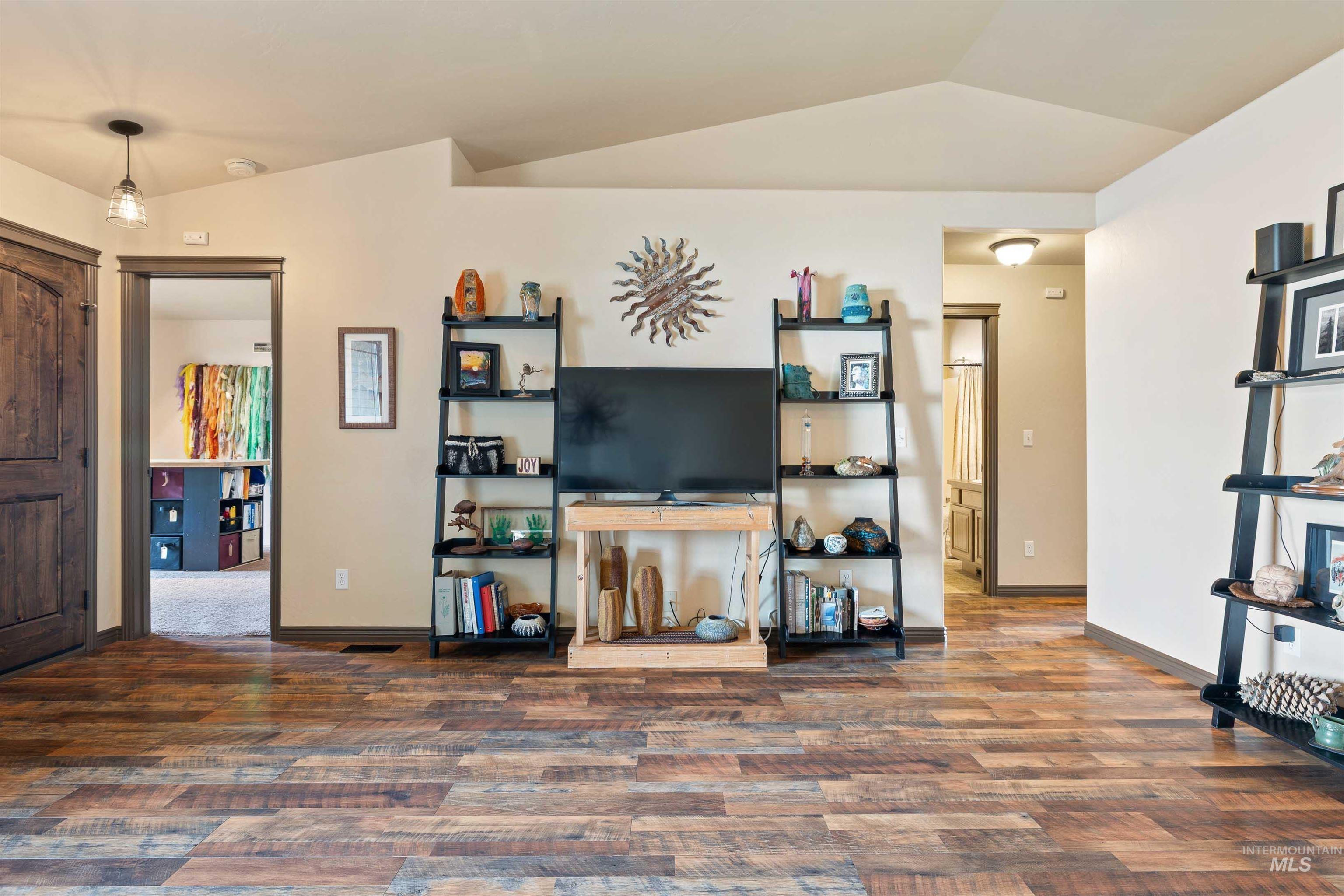 965 Bosero Way, Twin Falls, Idaho 83301, 4 Bedrooms, 2 Bathrooms, Residential For Sale, Price $389,900, 98975884