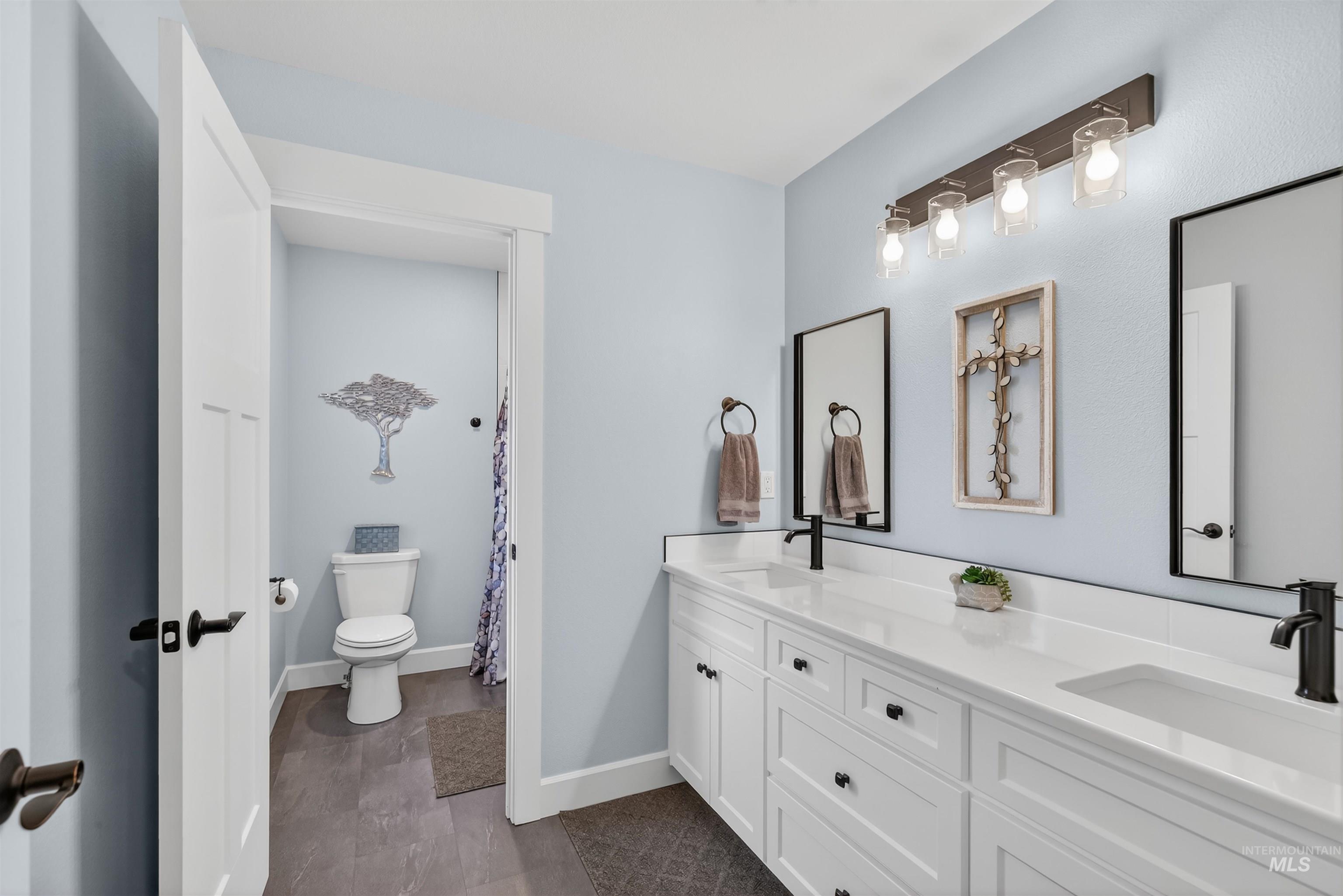 3203 Parkridge Way, Lewiston, Idaho 83501, 3 Bedrooms, 2.5 Bathrooms, Residential For Sale, Price $545,000,MLS 98975885