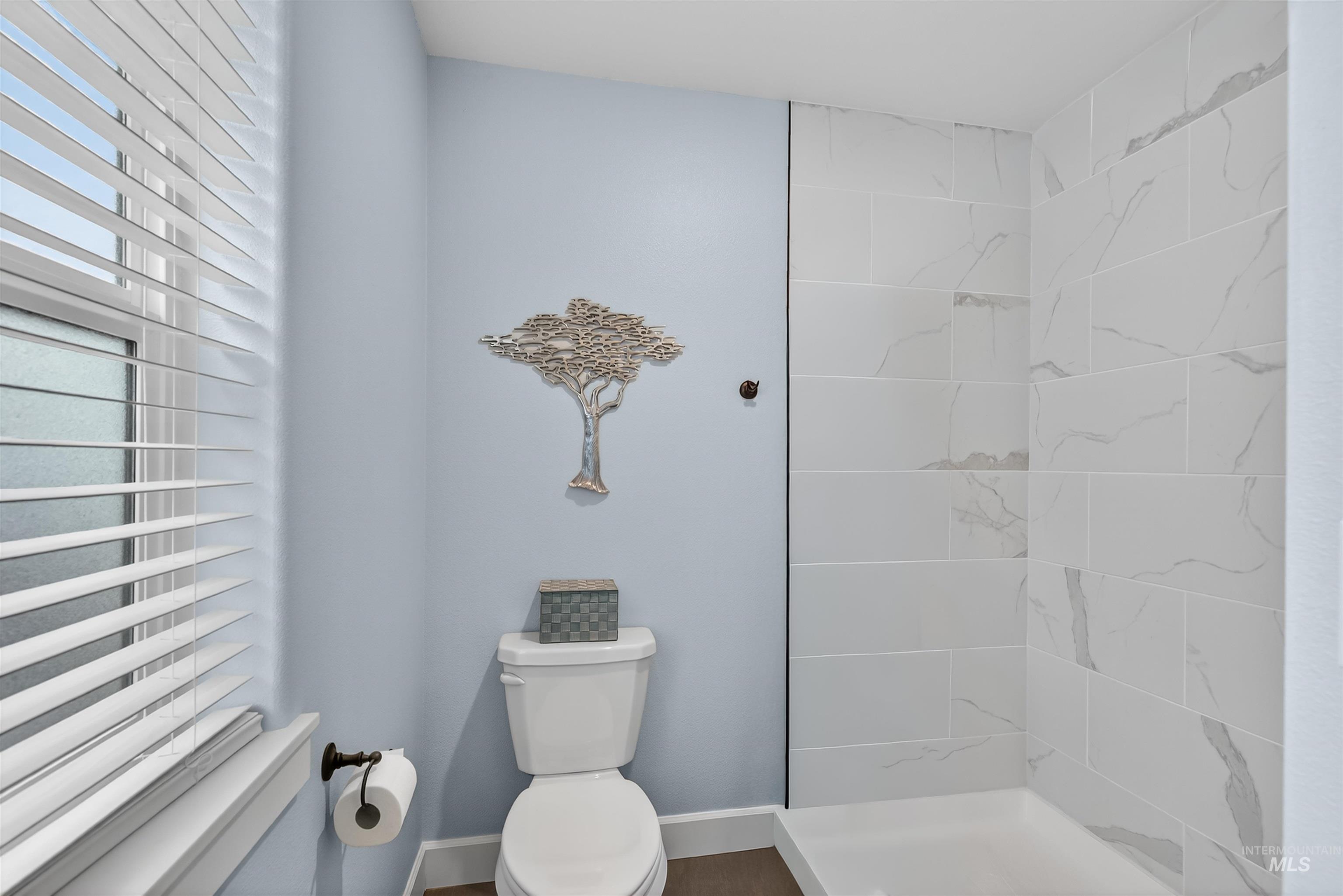 3203 Parkridge Way, Lewiston, Idaho 83501, 3 Bedrooms, 2.5 Bathrooms, Residential For Sale, Price $585,000, 98975885