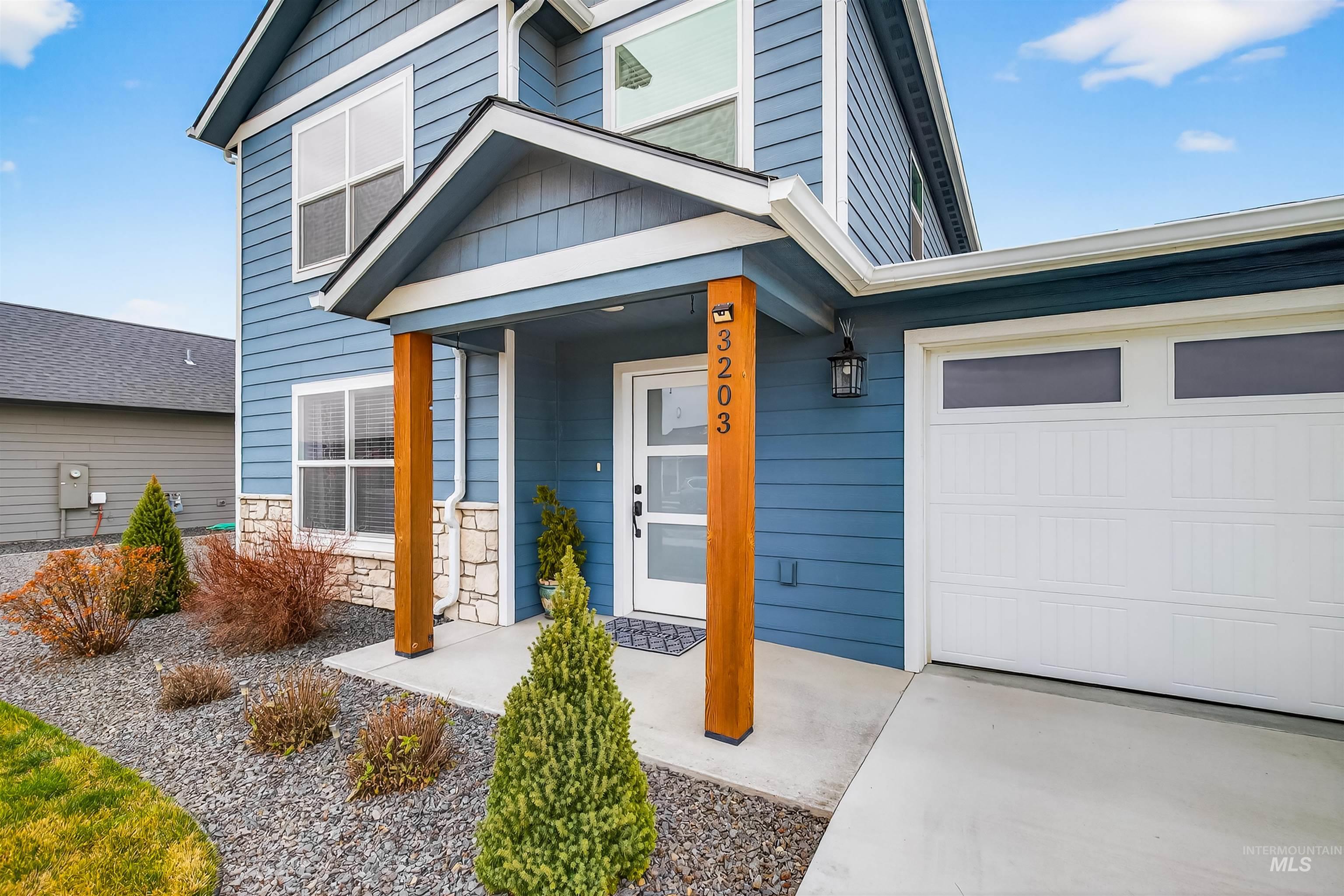 3203 Parkridge Way, Lewiston, Idaho 83501, 3 Bedrooms, 2.5 Bathrooms, Residential For Sale, Price $585,000, 98975885