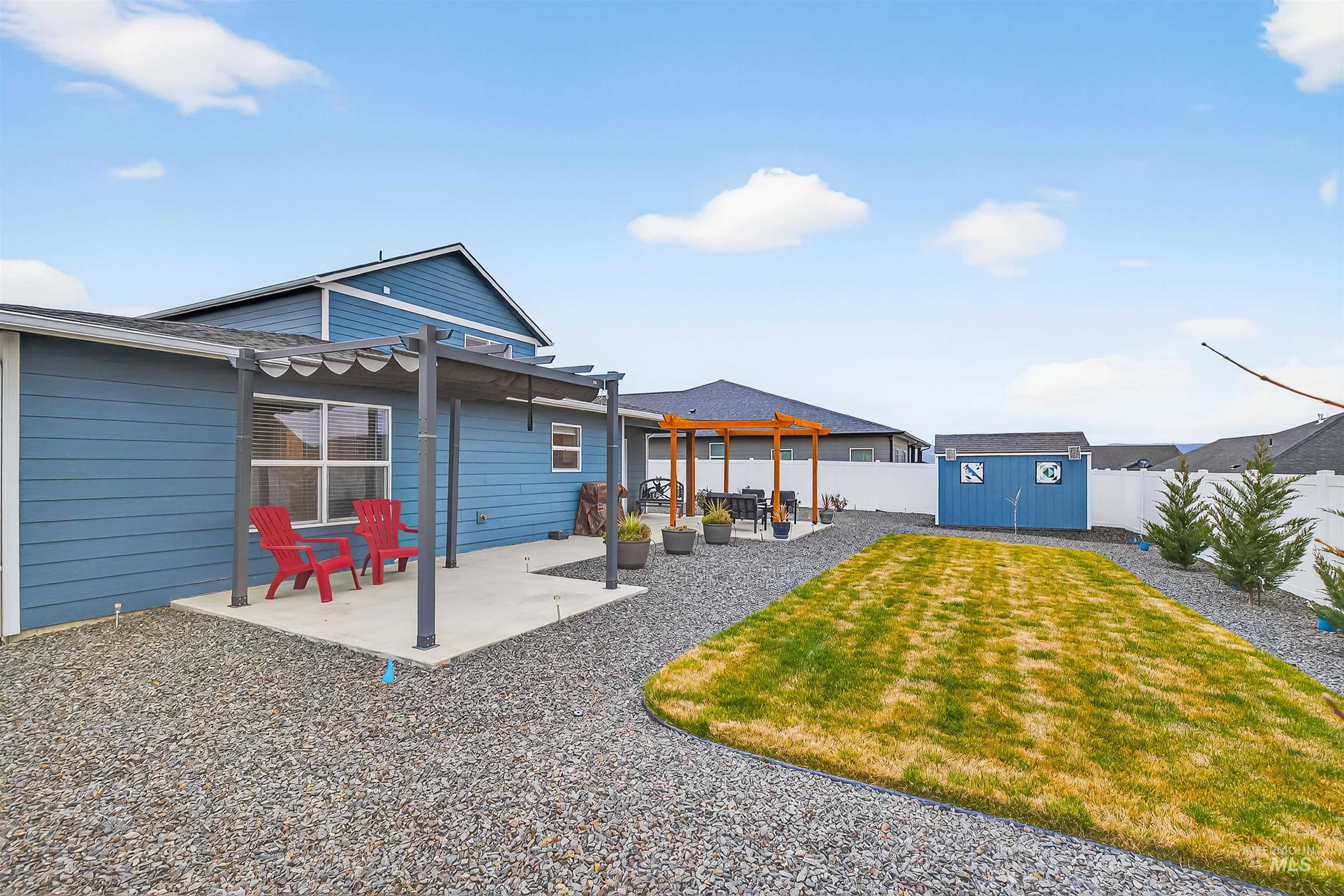 3203 Parkridge Way, Lewiston, Idaho 83501, 3 Bedrooms, 2.5 Bathrooms, Residential For Sale, Price $545,000,MLS 98975885