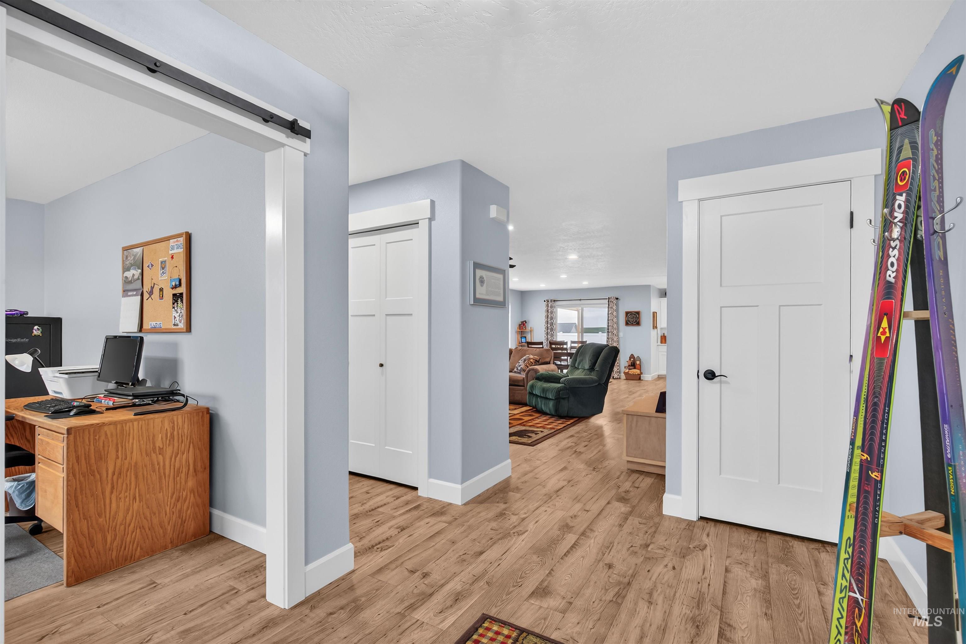 3203 Parkridge Way, Lewiston, Idaho 83501, 3 Bedrooms, 2.5 Bathrooms, Residential For Sale, Price $585,000, 98975885