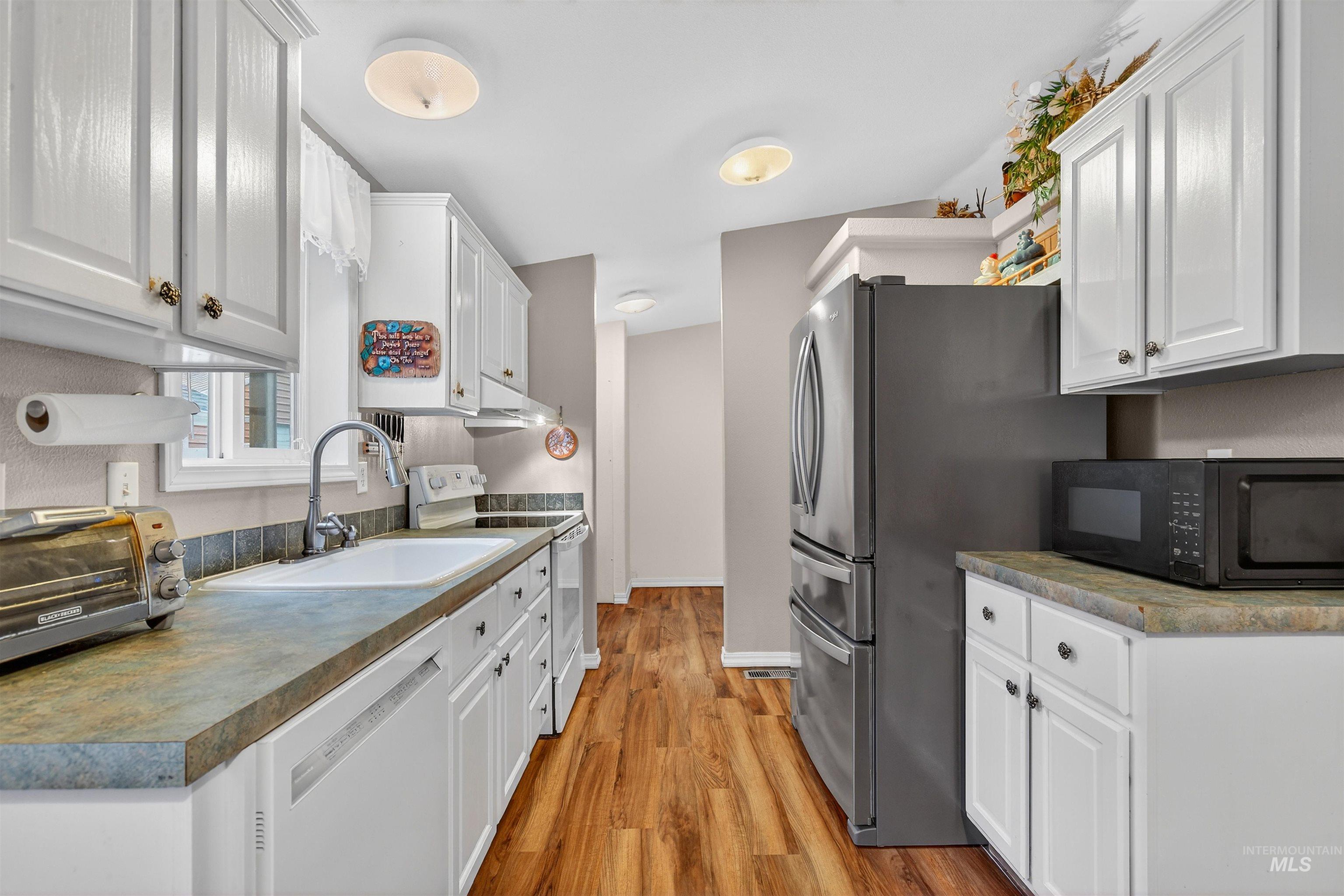 406 Main St, Kendrick, Idaho 83537, 3 Bedrooms, 2 Bathrooms, Residential For Sale, Price $295,000, 98975886