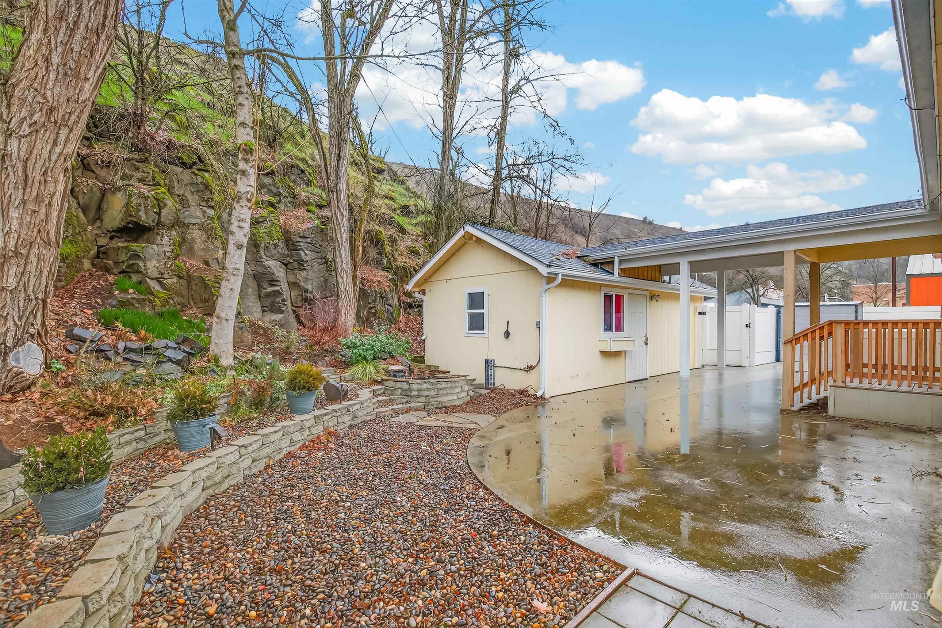 406 Main St, Kendrick, Idaho 83537, 3 Bedrooms, 2 Bathrooms, Residential For Sale, Price $295,000, 98975886