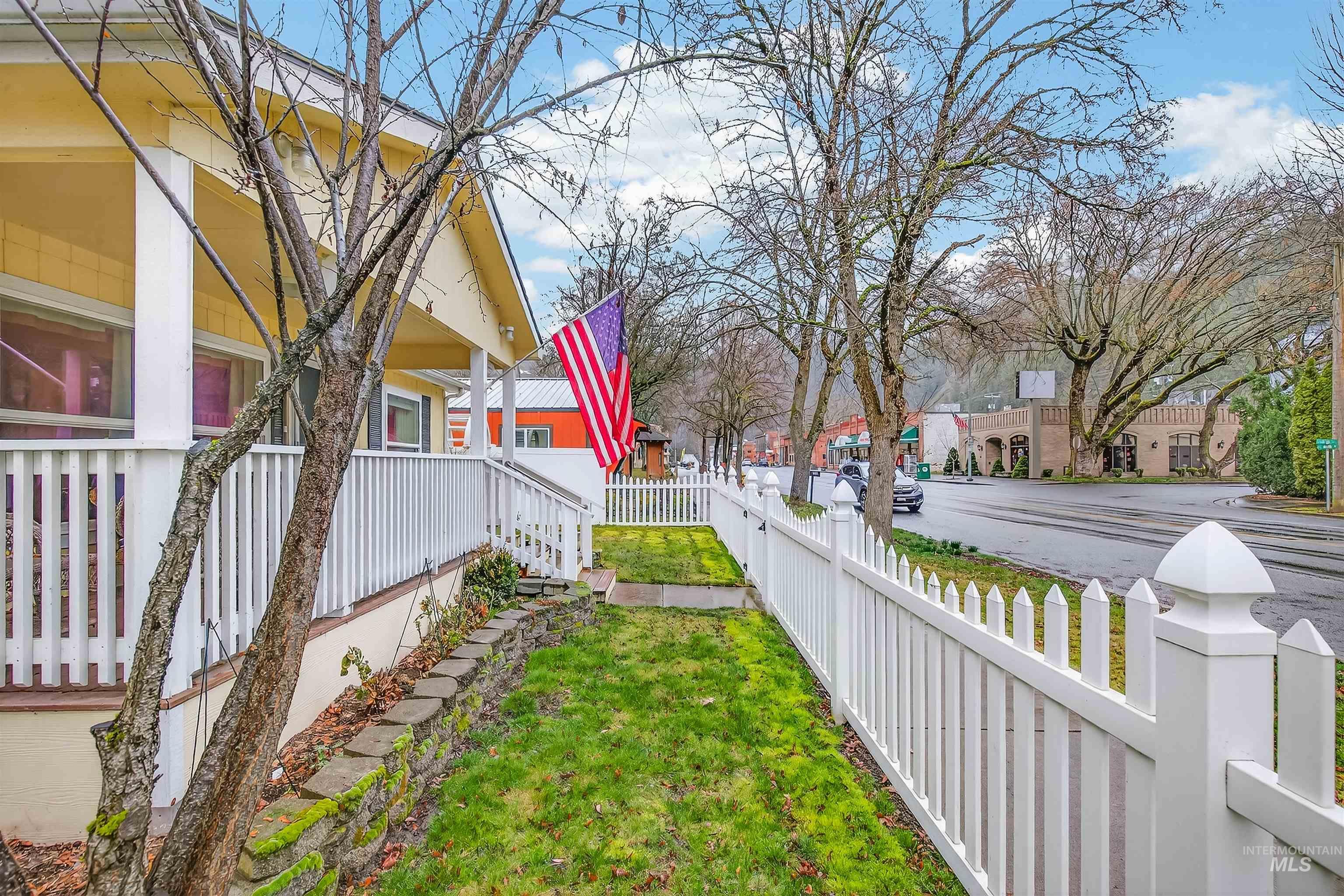 406 Main St, Kendrick, Idaho 83537, 3 Bedrooms, 2 Bathrooms, Residential For Sale, Price $295,000, 98975886