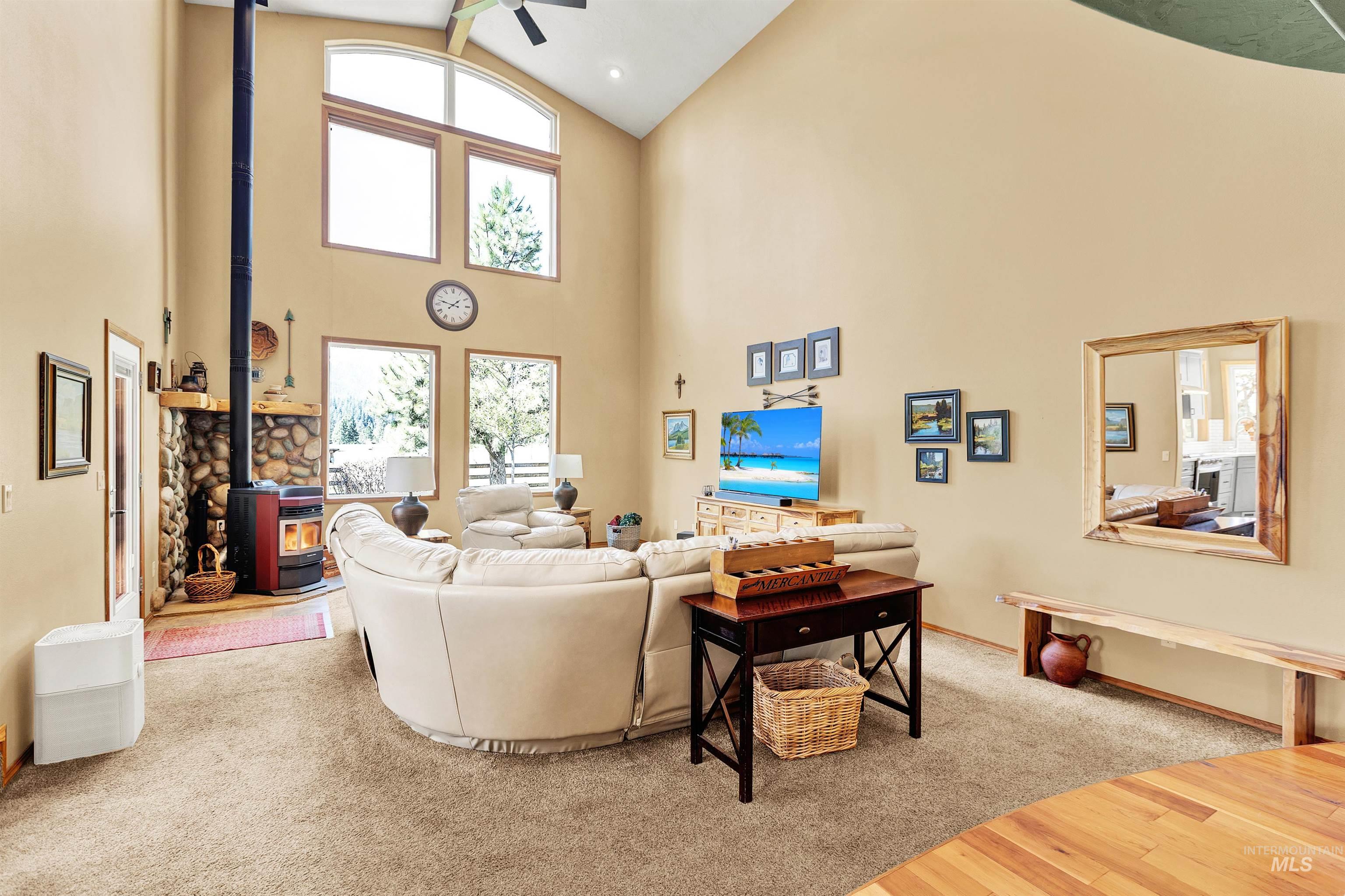 15 Skyline Lane, Garden Valley, Idaho 83622, 3 Bedrooms, 3 Bathrooms, Residential For Sale, Price $975,000, 98975887