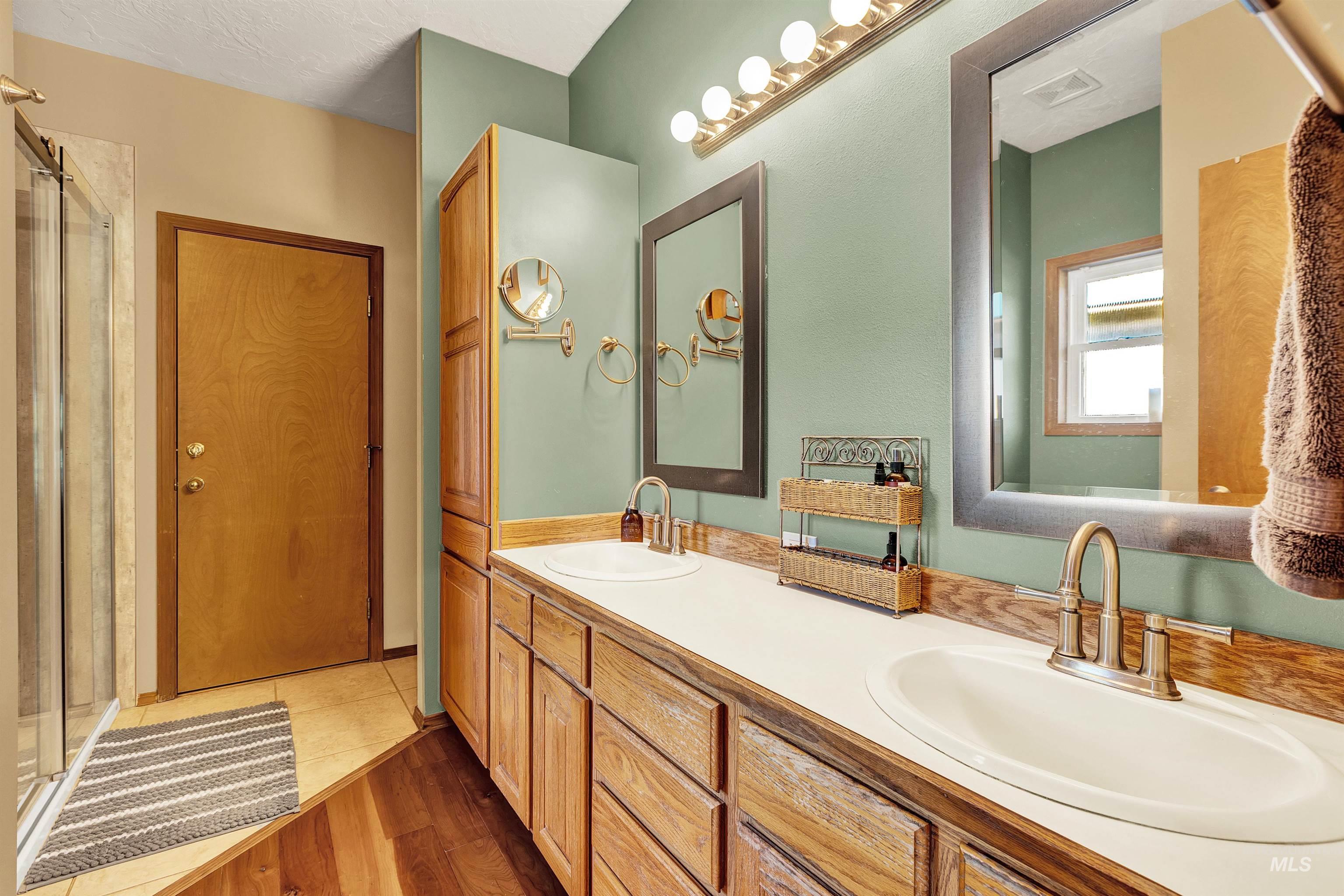 15 Skyline Lane, Garden Valley, Idaho 83622, 3 Bedrooms, 3 Bathrooms, Residential For Sale, Price $975,000, 98975887