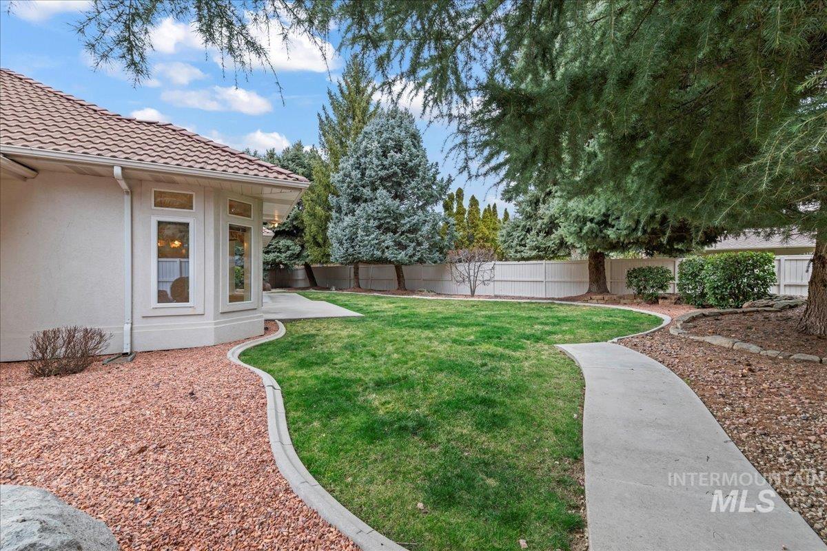 10332 W Rockwood St, Boise, Idaho 83704, 3 Bedrooms, 2.5 Bathrooms, Residential For Sale, Price $799,990, 98975888