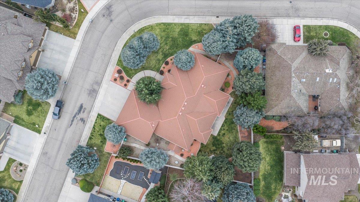 10332 W Rockwood St, Boise, Idaho 83704, 3 Bedrooms, 2.5 Bathrooms, Residential For Sale, Price $799,990, 98975888