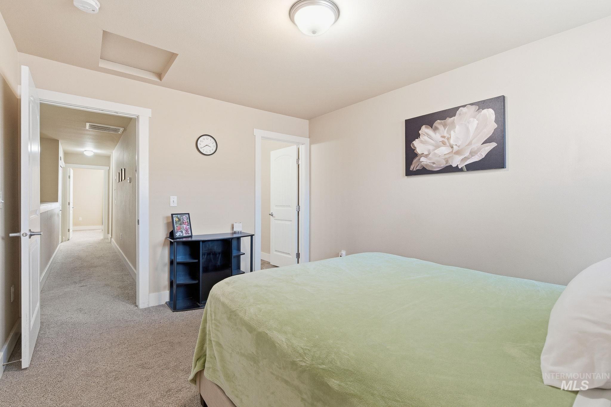 9993 W Rosecroft Dr #102, Boise, Idaho 83704, 2 Bedrooms, 2.5 Bathrooms, Residential For Sale, Price $314,900, 98975891