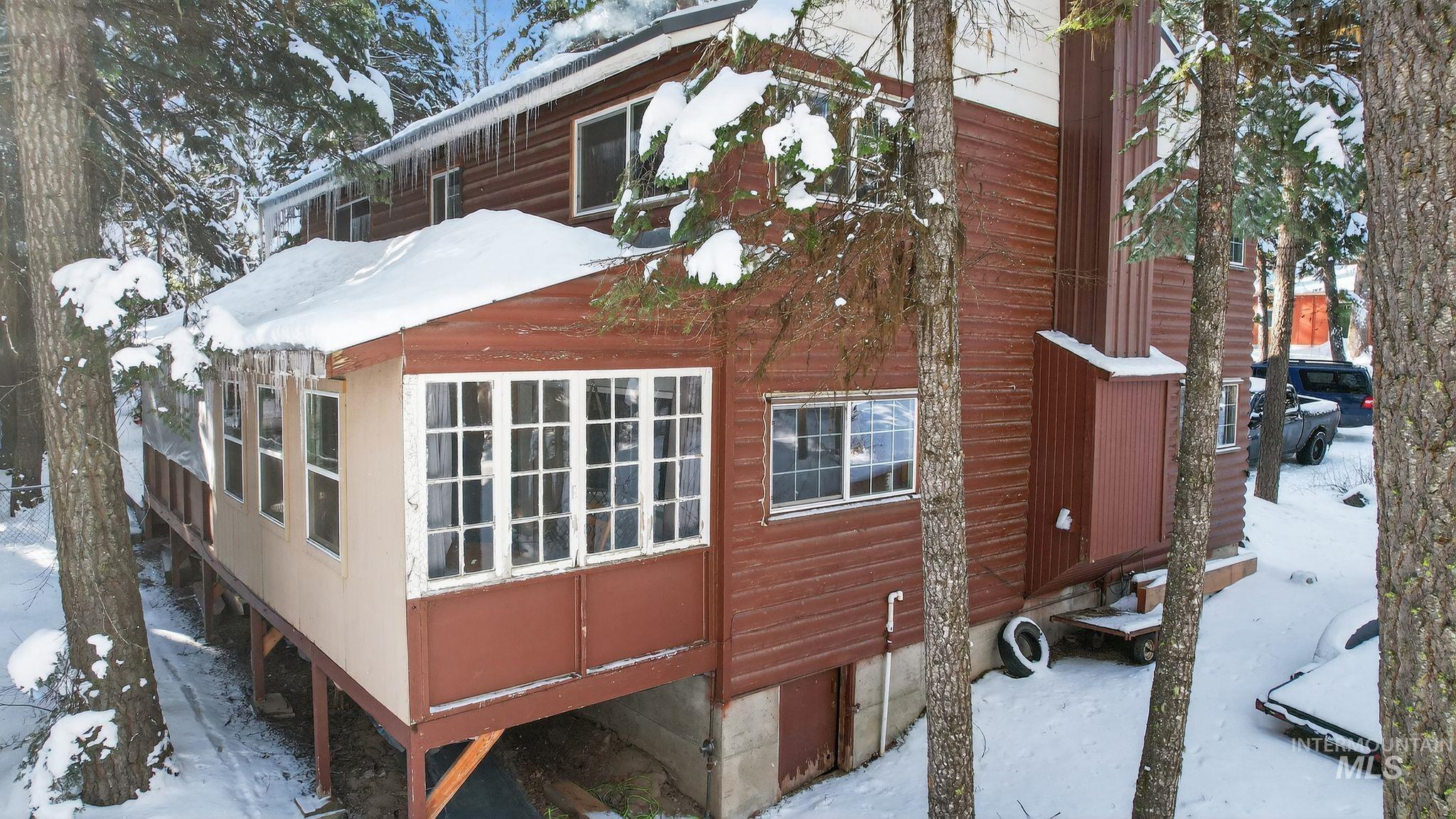 654 Bings Rd, Cascade, Idaho 83611, 3 Bedrooms, 2 Bathrooms, Residential For Sale, Price $649,000, 98975896