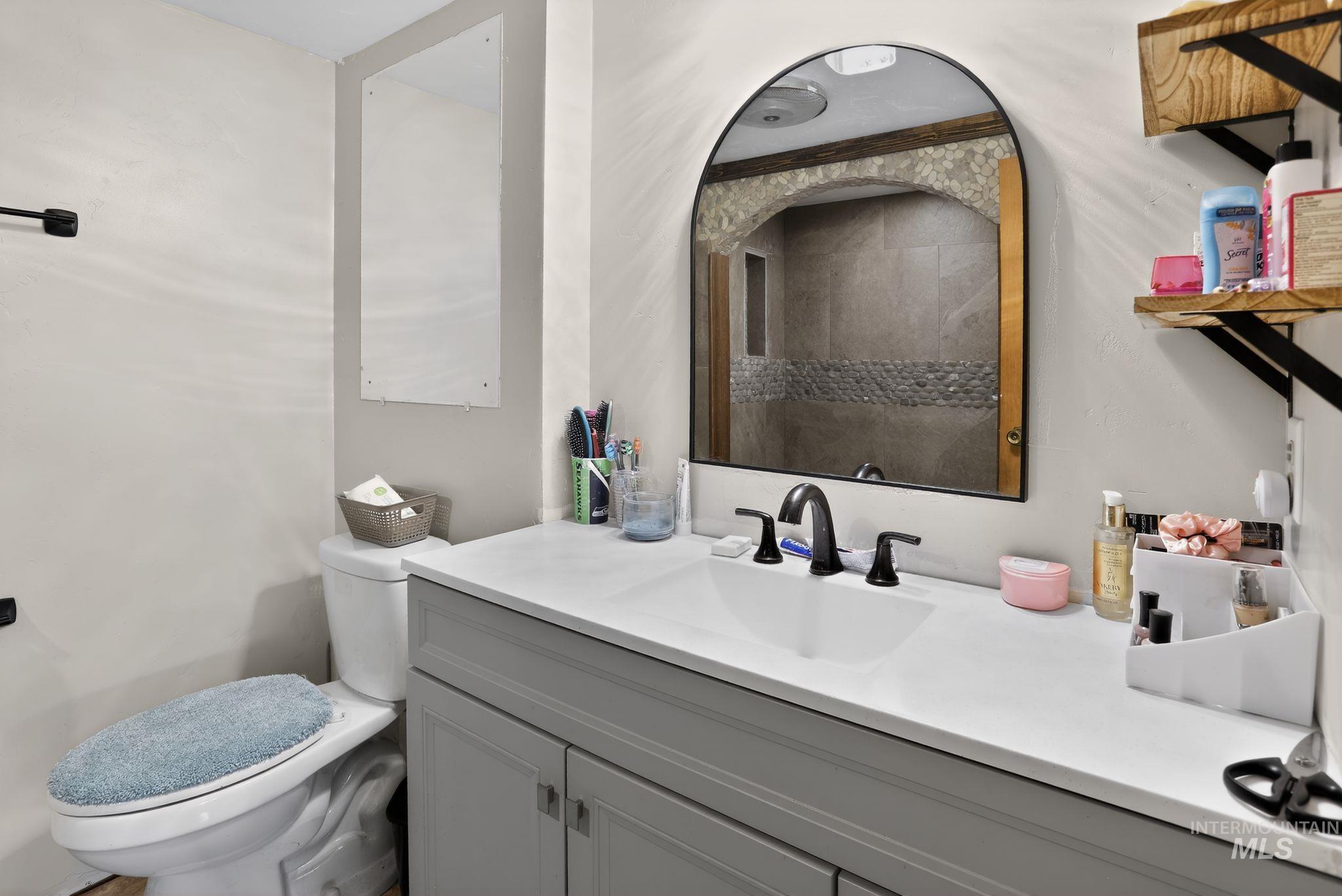 654 Bings Rd, Cascade, Idaho 83611, 3 Bedrooms, 2 Bathrooms, Residential For Sale, Price $649,000, 98975896