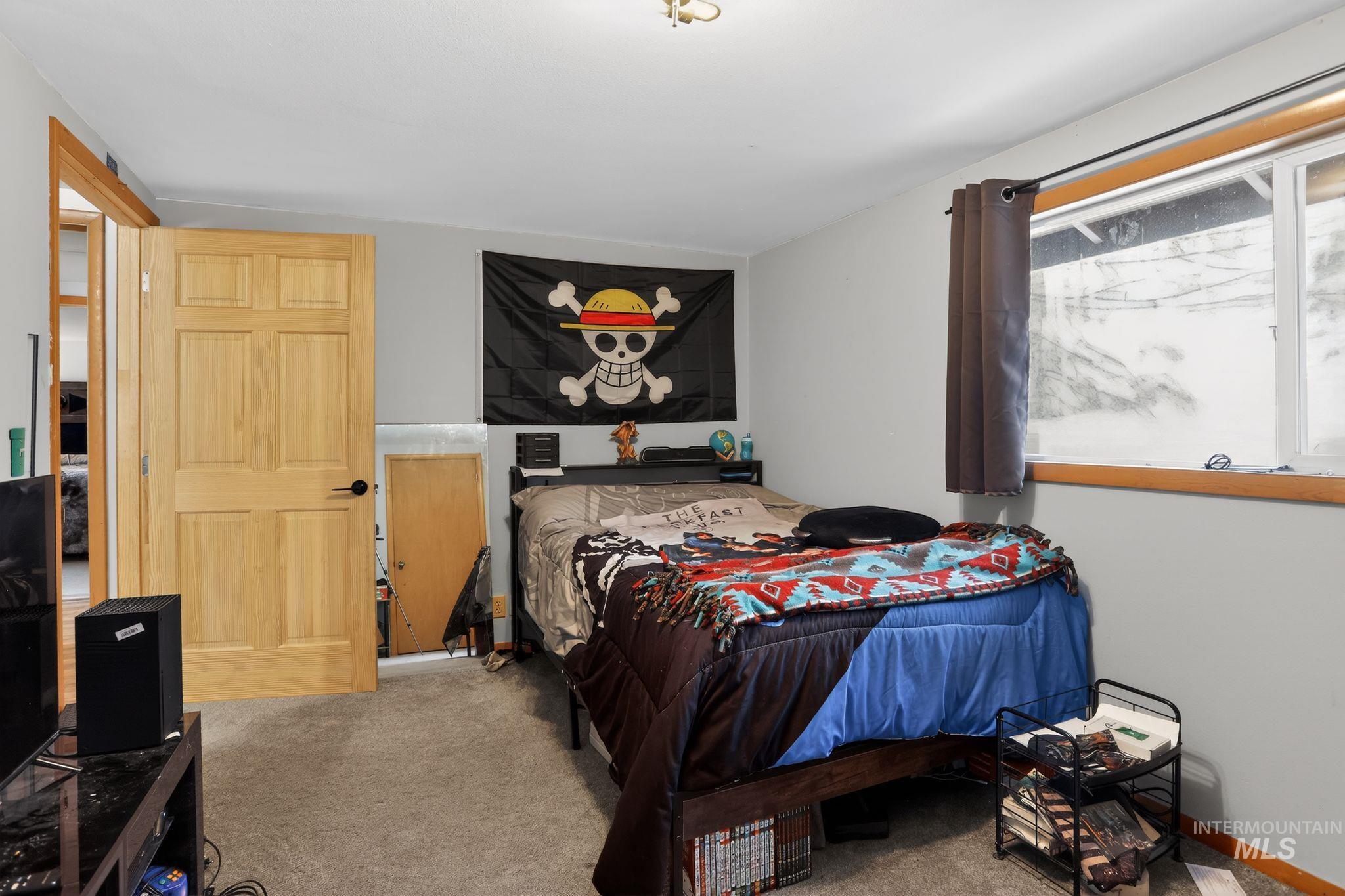 654 Bings Rd, Cascade, Idaho 83611, 3 Bedrooms, 2 Bathrooms, Residential For Sale, Price $649,000, 98975896