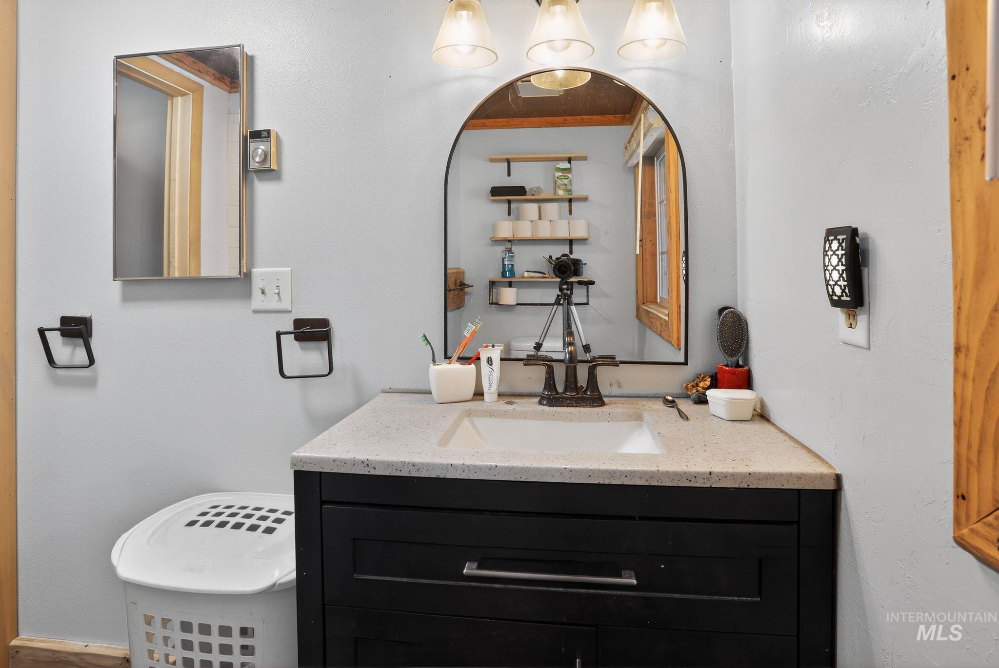 654 Bings Rd, Cascade, Idaho 83611, 3 Bedrooms, 2 Bathrooms, Residential For Sale, Price $649,000, 98975896