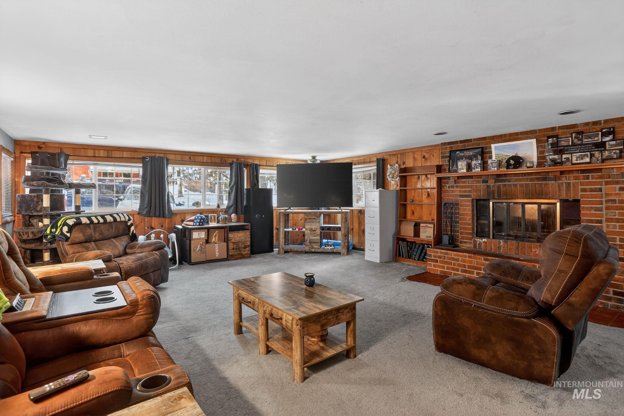 654 Bings Rd, Cascade, Idaho 83611, 3 Bedrooms, 2 Bathrooms, Residential For Sale, Price $649,000, 98975896