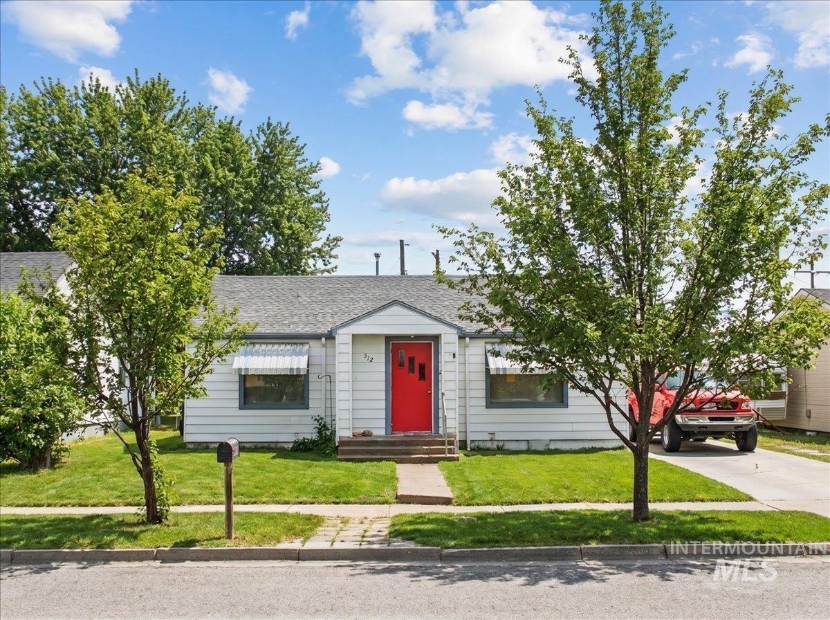 512 S Hayes Ave, Emmett, Idaho 83617, 2 Bedrooms, 1 Bathroom, Residential For Sale, Price $279,000,MLS 98975897