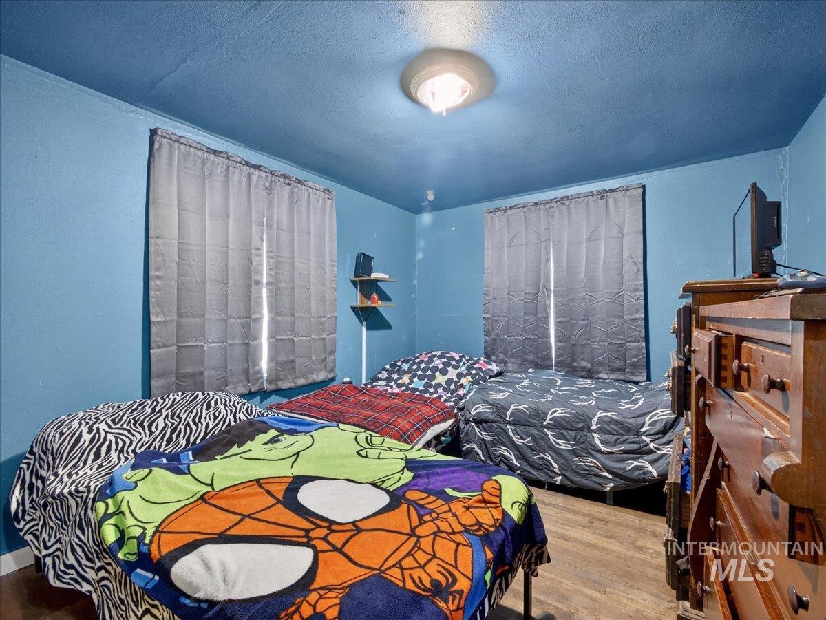 512 S Hayes Ave, Emmett, Idaho 83617, 2 Bedrooms, 1 Bathroom, Residential For Sale, Price $285,000, 98975897