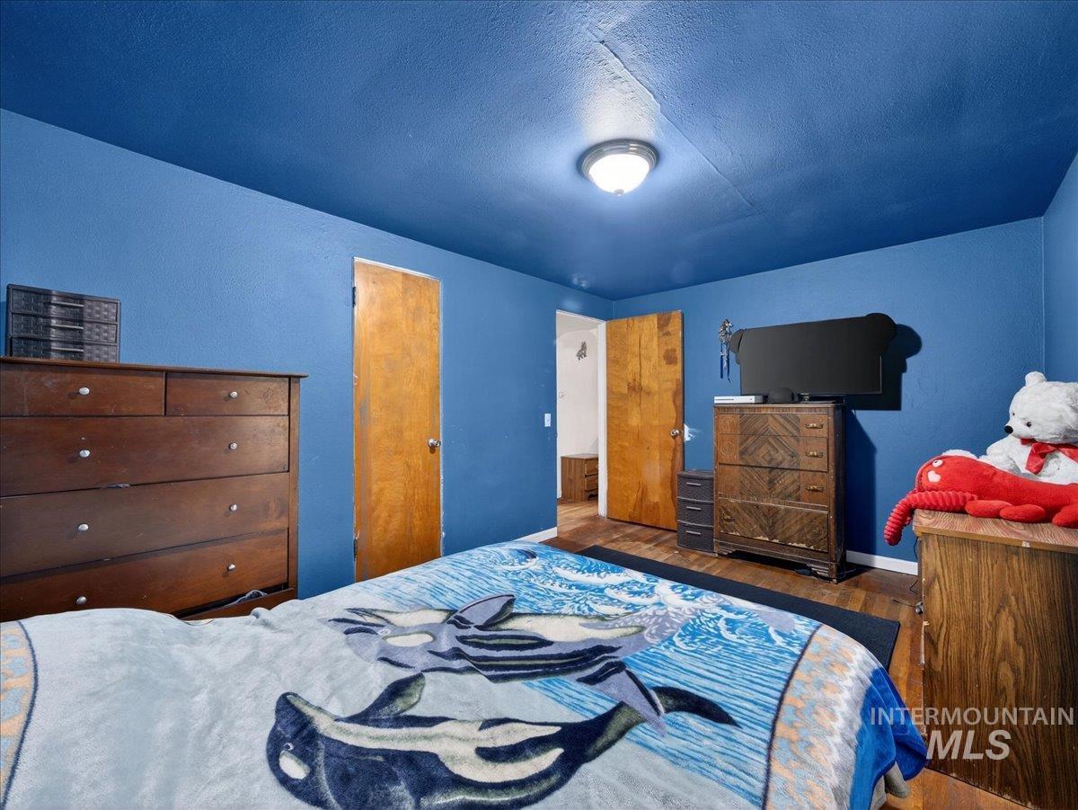 512 S Hayes Ave, Emmett, Idaho 83617, 2 Bedrooms, 1 Bathroom, Residential For Sale, Price $285,000, 98975897