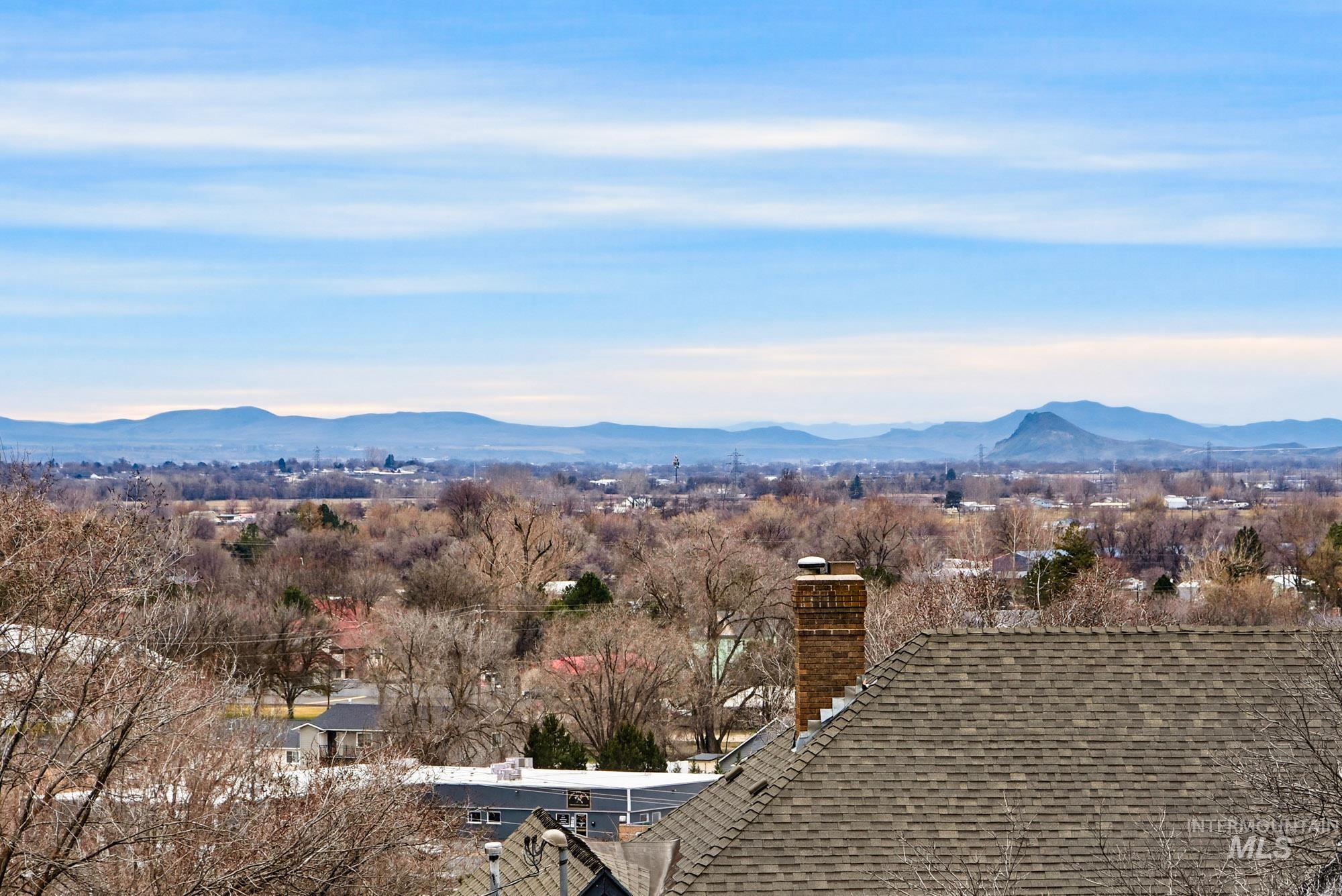 313 Sunrise Dr., Payette, Idaho 83661, 5 Bedrooms, 2 Bathrooms, Residential For Sale, Price $639,900,MLS 98975901