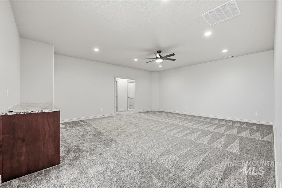 7800 W Flathead Lake St, Eagle, Idaho 83616, 4 Bedrooms, 2.5 Bathrooms, Residential For Sale, Price $899,900,MLS 98975905