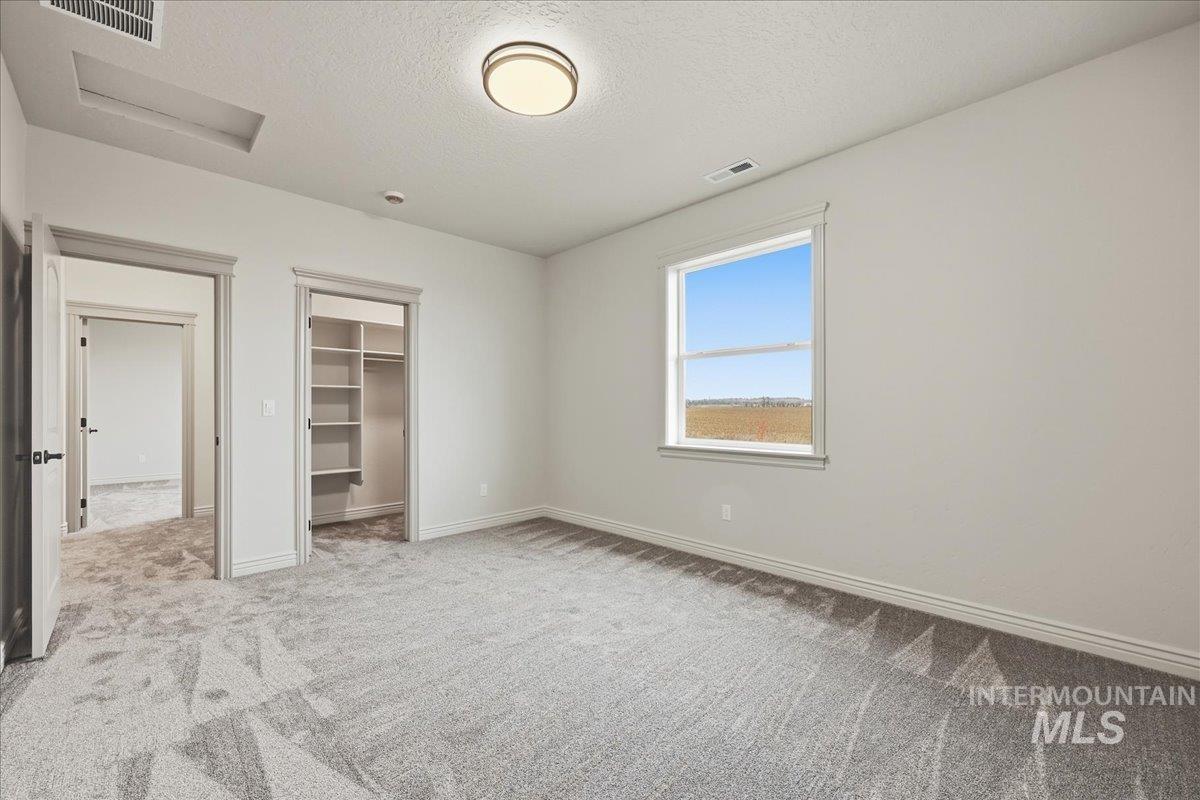 7800 W Flathead Lake St, Eagle, Idaho 83616, 4 Bedrooms, 2.5 Bathrooms, Residential For Sale, Price $899,900,MLS 98975905