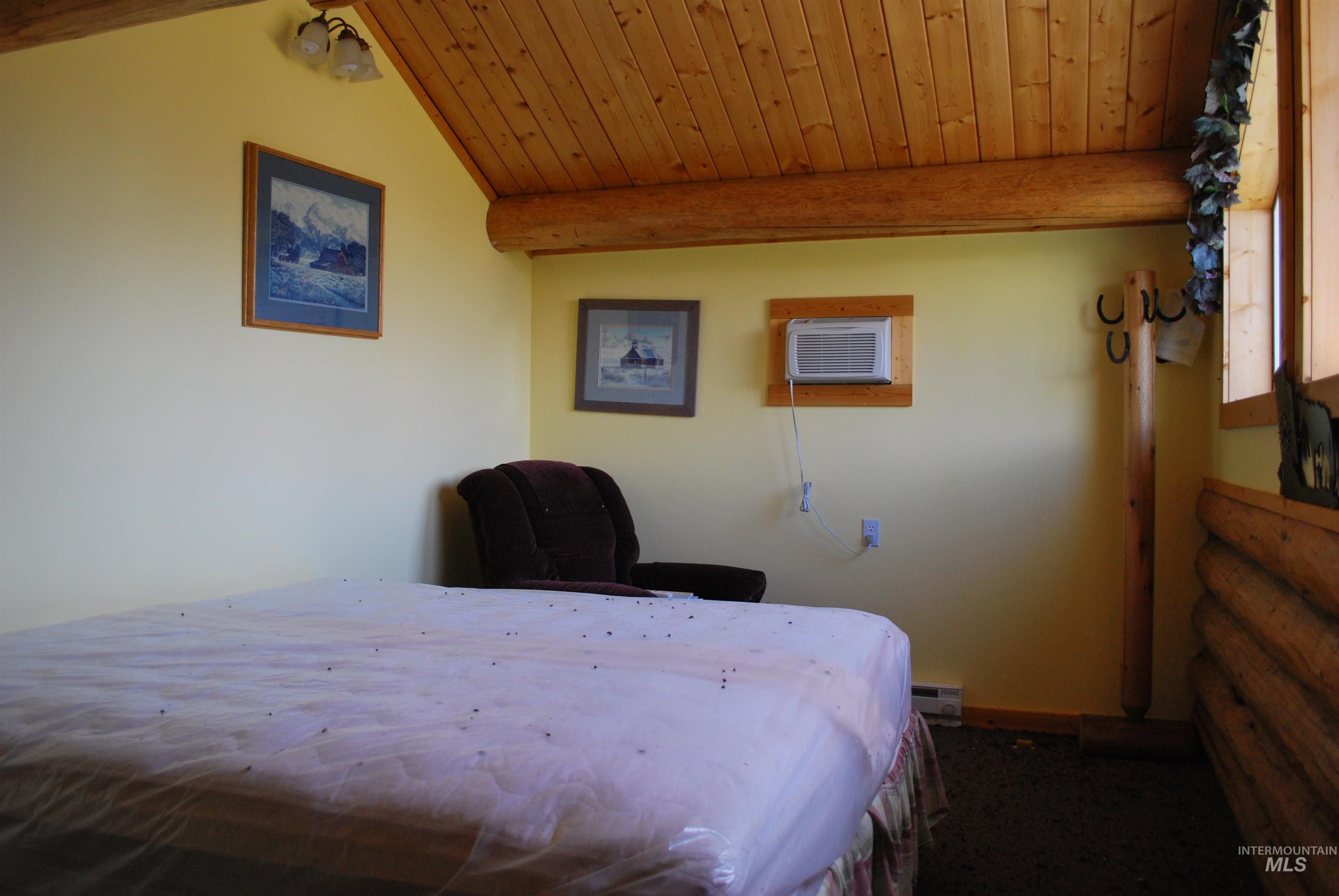 4975 Middle Road, Lenore, Idaho 83541, 1 Bedroom, 1.5 Bathrooms, Residential For Sale, Price $1,350,000, 98975912