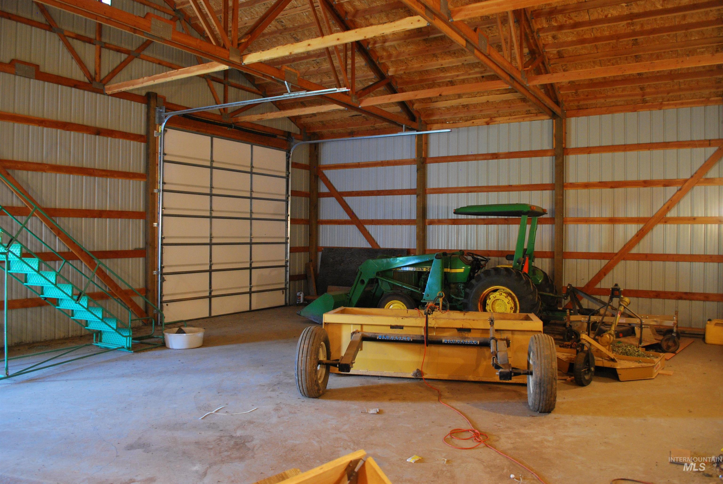 4975 Middle Road, Lenore, Idaho 83541, 1 Bedroom, 1.5 Bathrooms, Residential For Sale, Price $1,350,000, 98975912