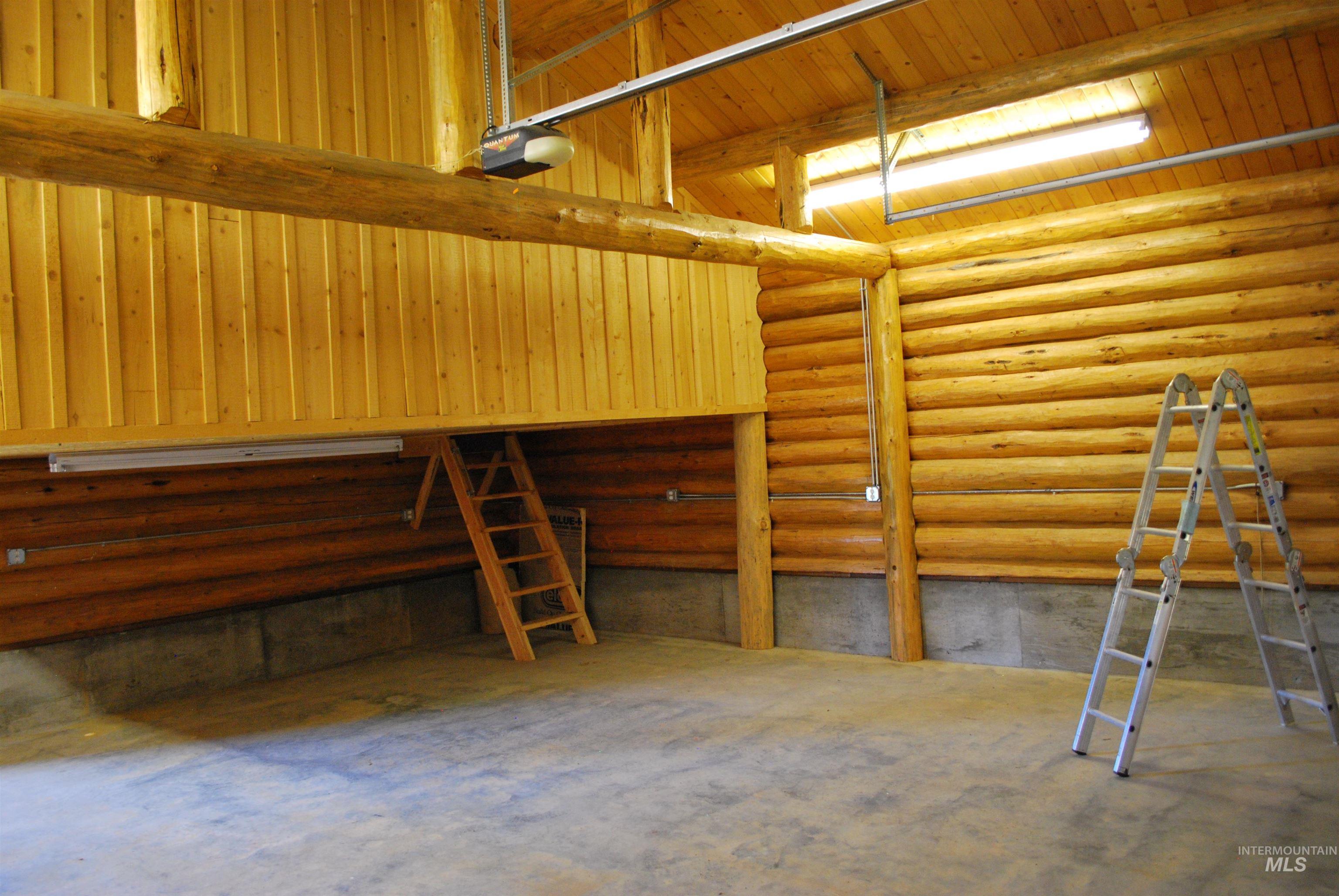 4975 Middle Road, Lenore, Idaho 83541, 1 Bedroom, 1.5 Bathrooms, Residential For Sale, Price $1,350,000, 98975912