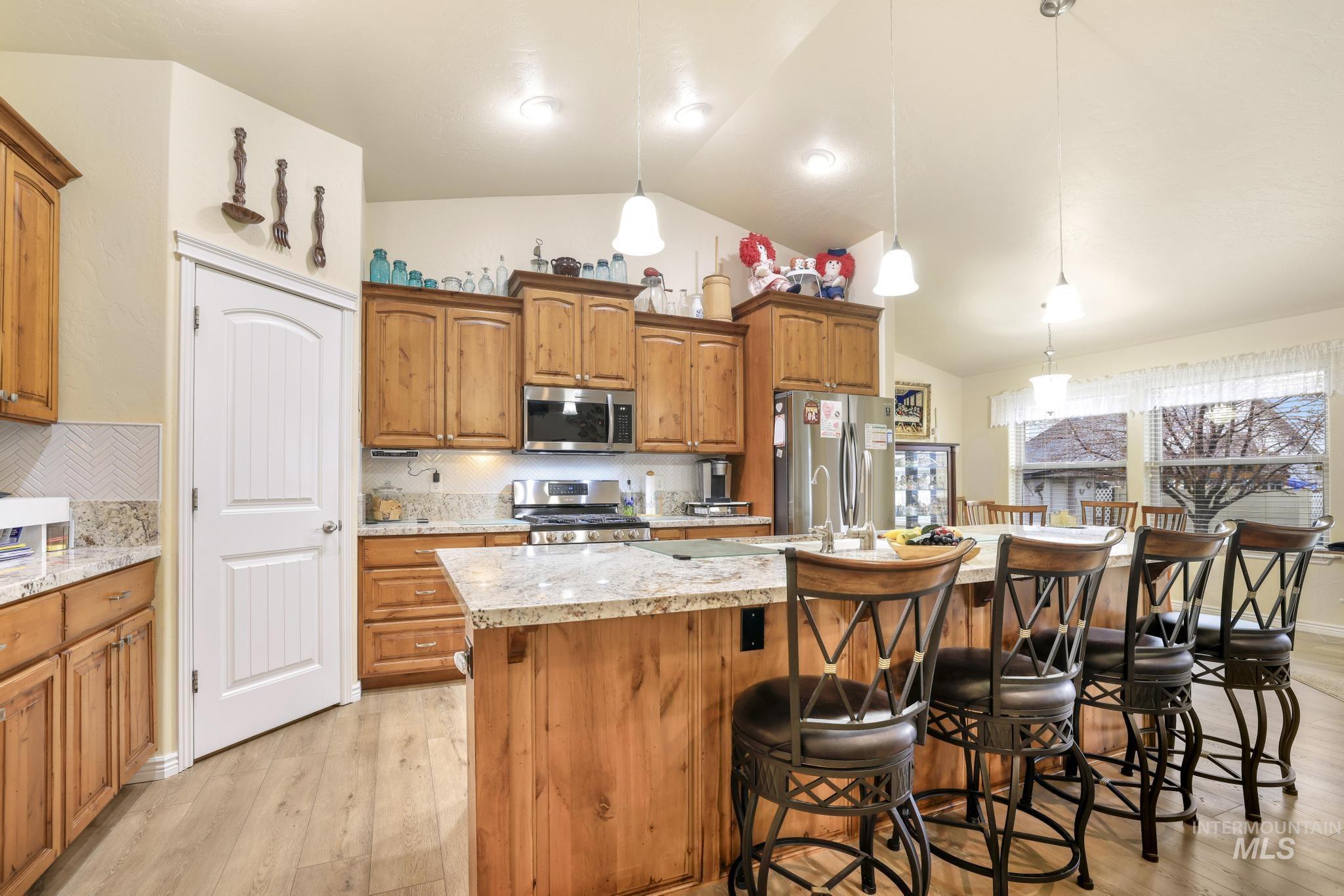 604 Reese Road, Twin Falls, Idaho 83301, 4 Bedrooms, 2 Bathrooms, Residential For Sale, Price $499,900,MLS 98975913