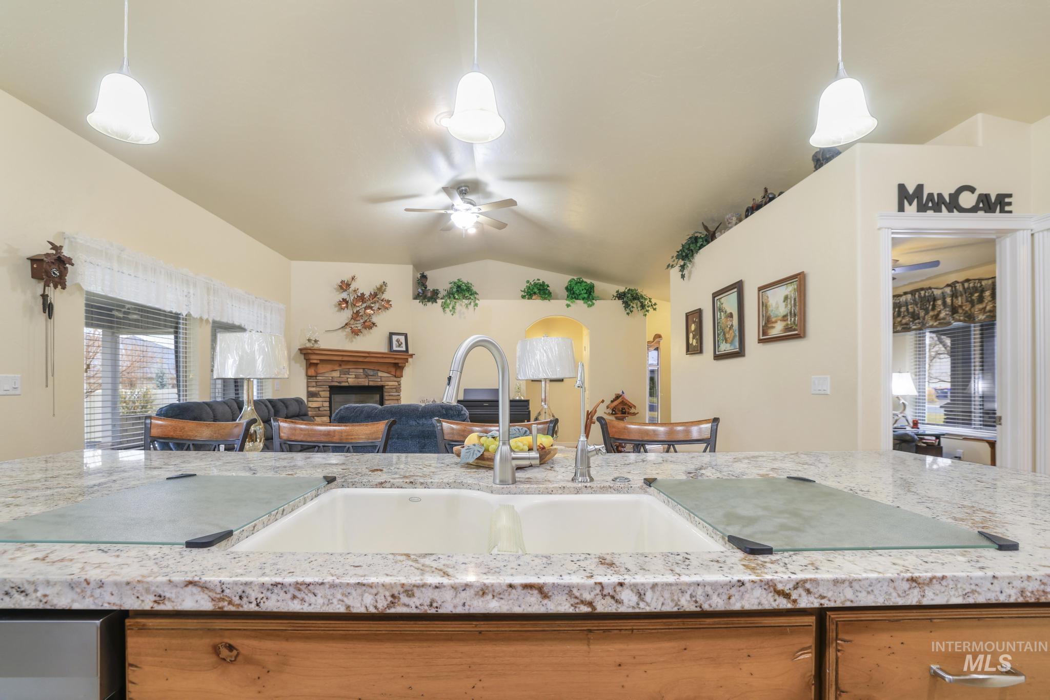 604 Reese Road, Twin Falls, Idaho 83301, 4 Bedrooms, 2 Bathrooms, Residential For Sale, Price $499,900, 98975913