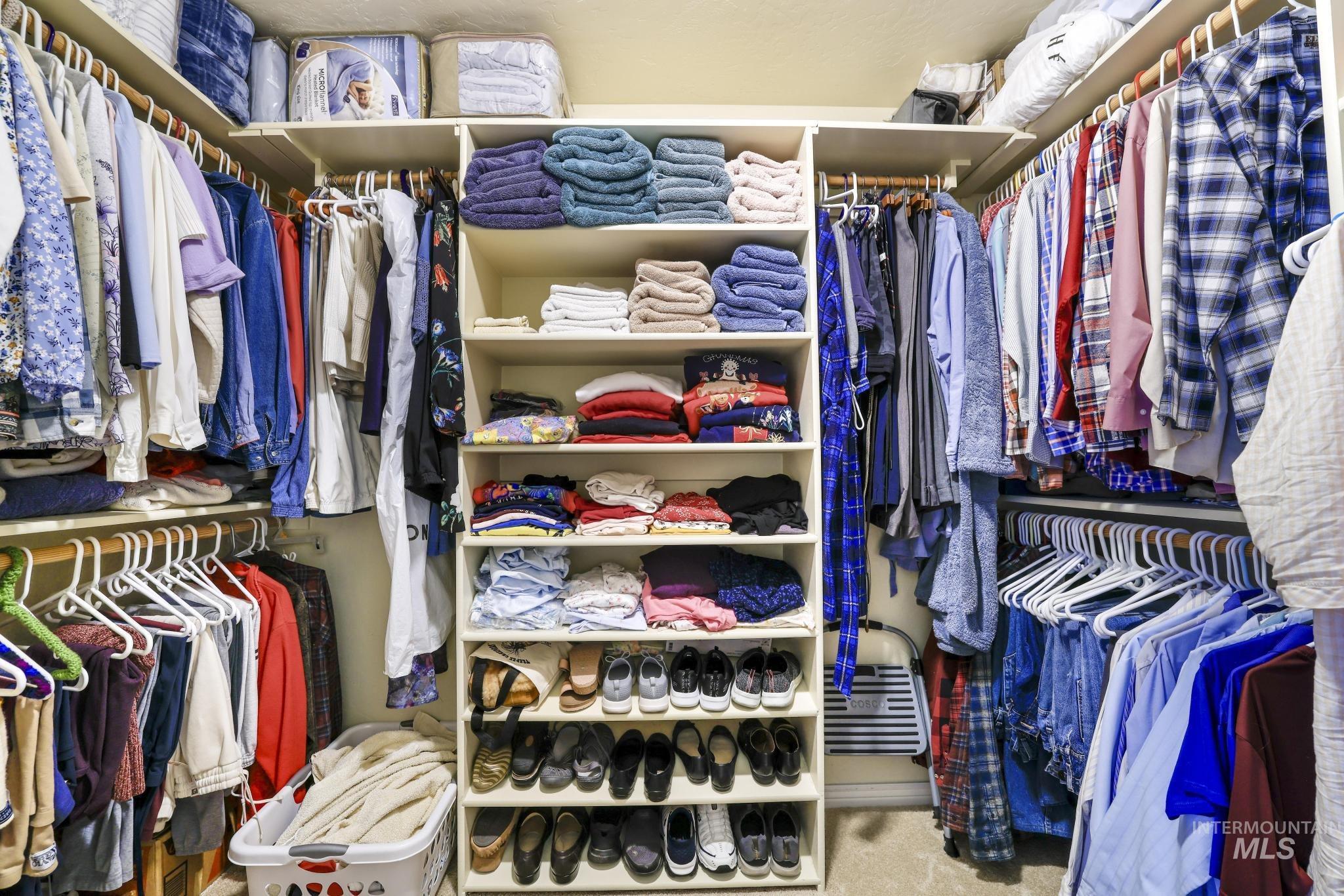 604 Reese Road, Twin Falls, Idaho 83301, 4 Bedrooms, 2 Bathrooms, Residential For Sale, Price $499,900,MLS 98975913