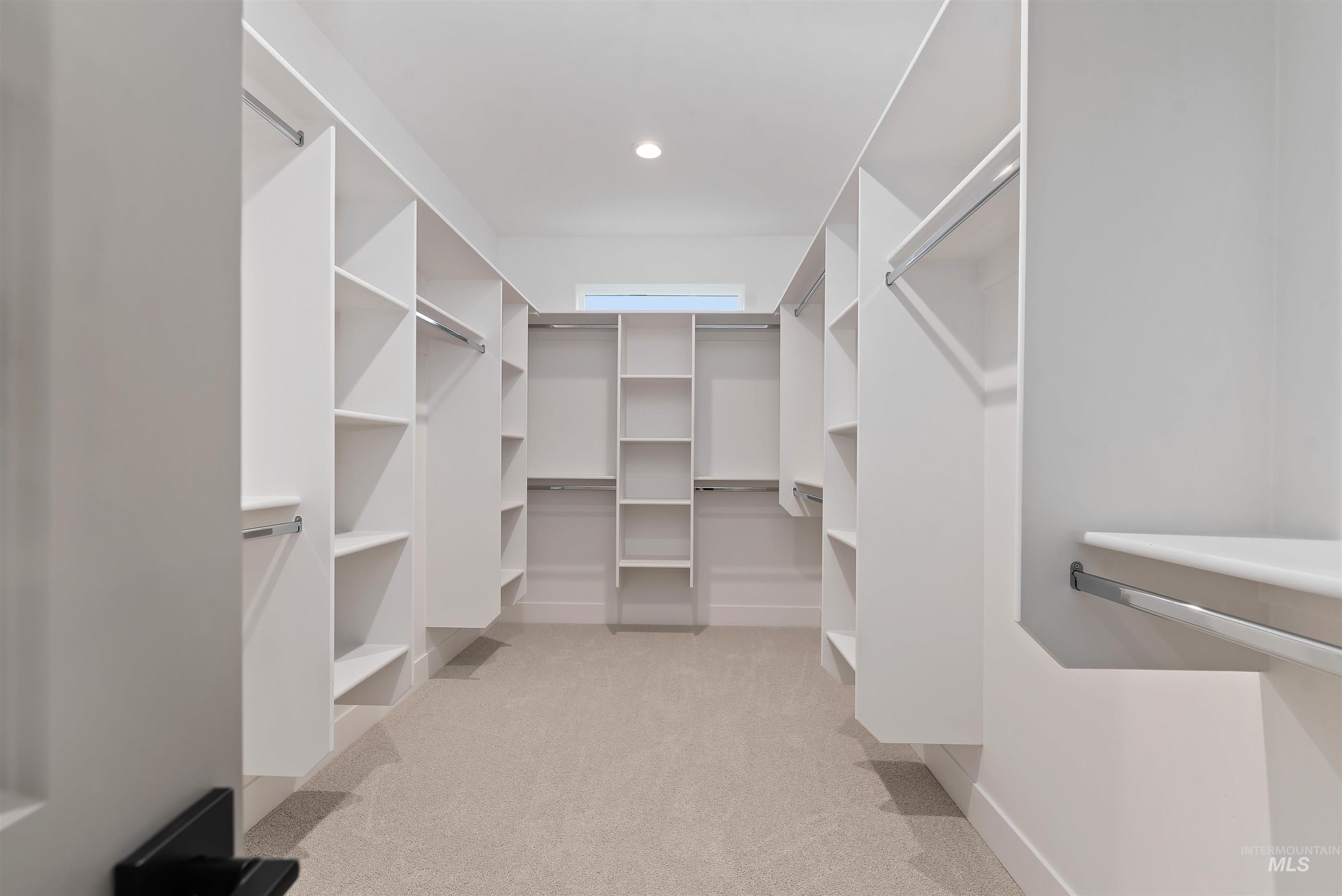 10764 W Barnbougle Ln, Kuna, Idaho 83634, 4 Bedrooms, 3 Bathrooms, Residential For Sale, Price $799,880, 98975917