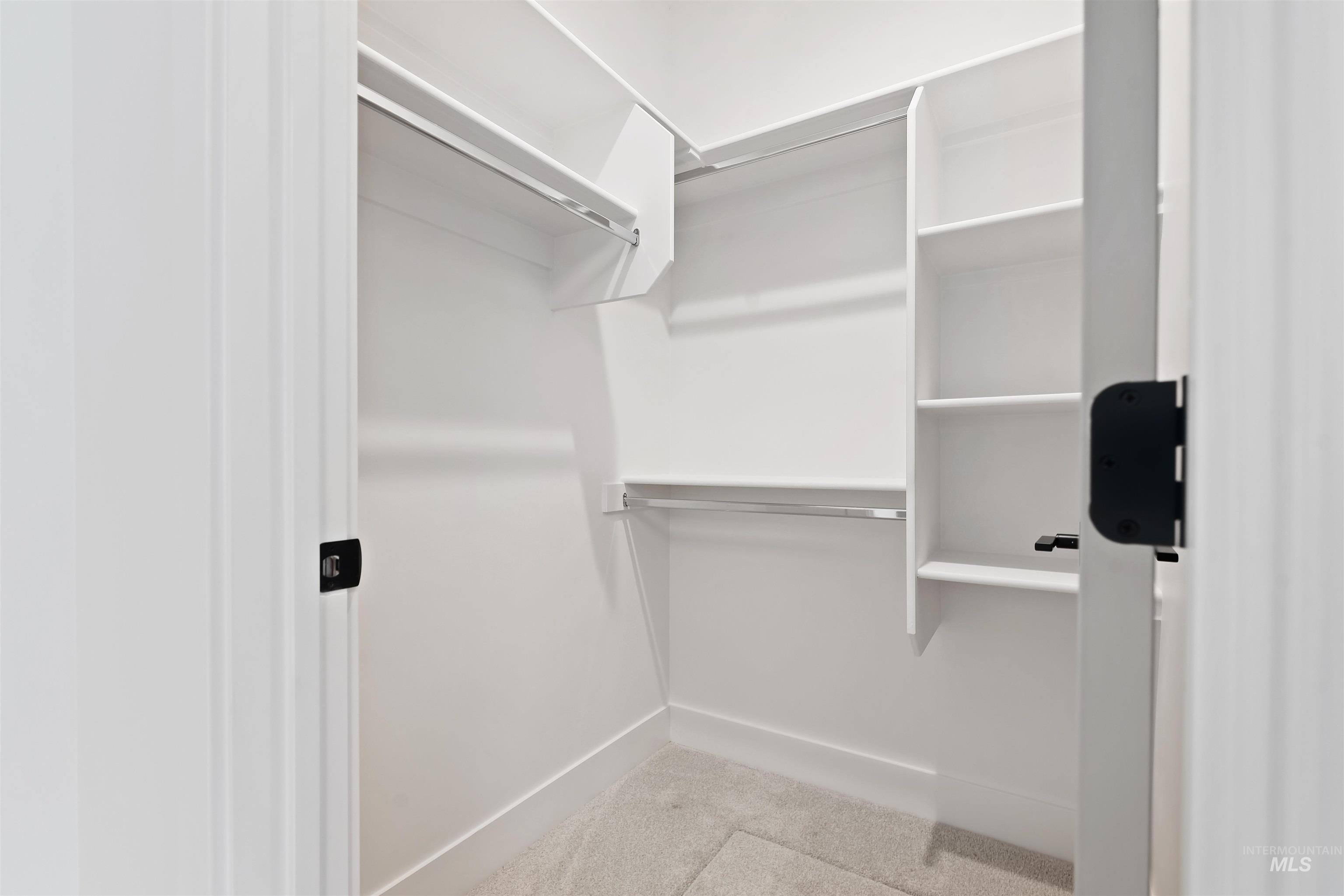 10764 W Barnbougle Ln, Kuna, Idaho 83634, 4 Bedrooms, 3 Bathrooms, Residential For Sale, Price $799,880, 98975917