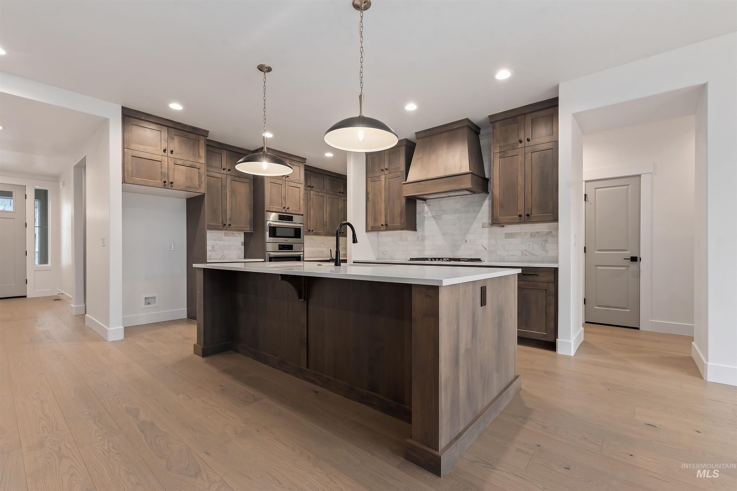 10764 W Barnbougle Ln, Kuna, Idaho 83634, 4 Bedrooms, 3 Bathrooms, Residential For Sale, Price $799,880, 98975917