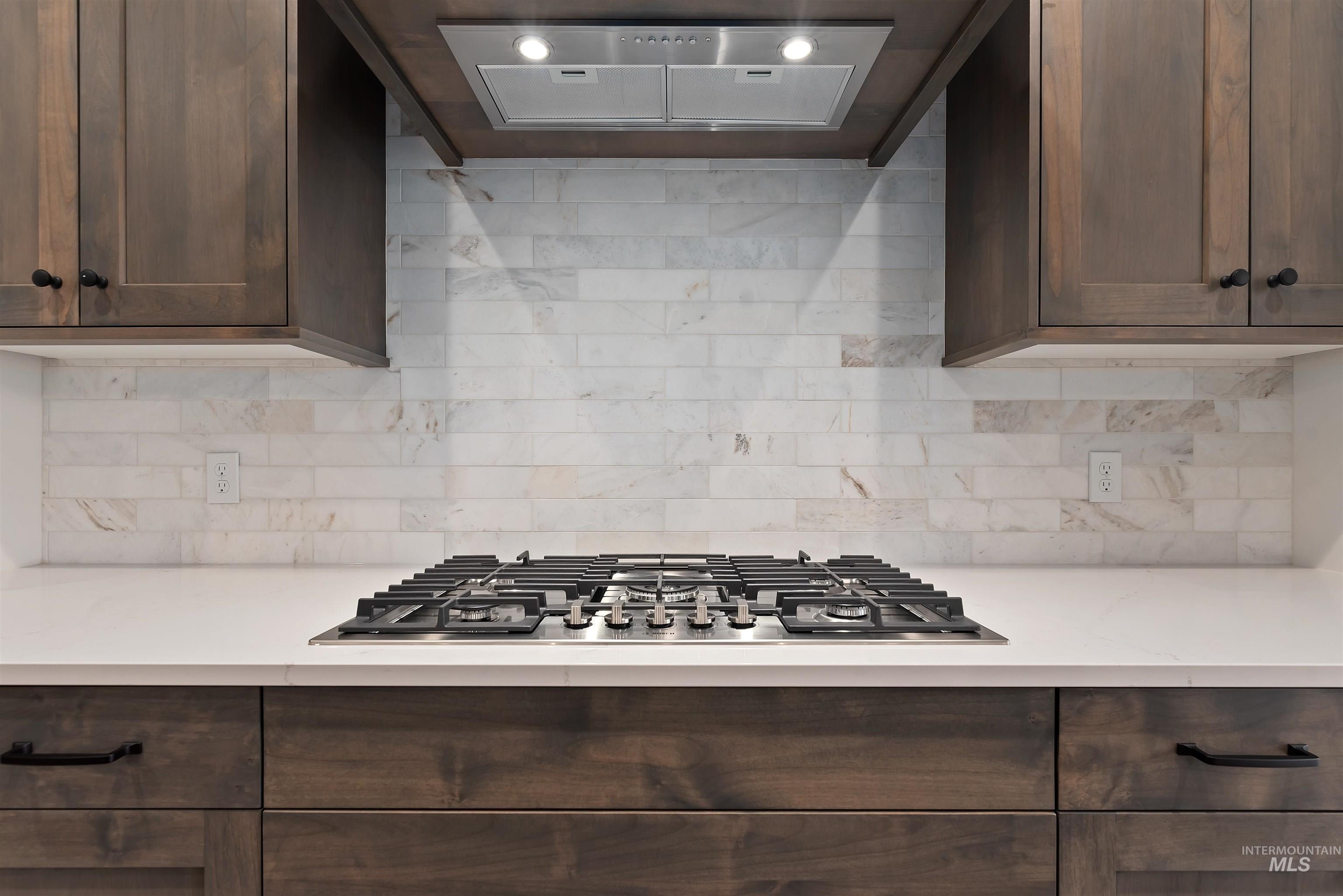 10764 W Barnbougle Ln, Kuna, Idaho 83634, 4 Bedrooms, 3 Bathrooms, Residential For Sale, Price $799,880, 98975917