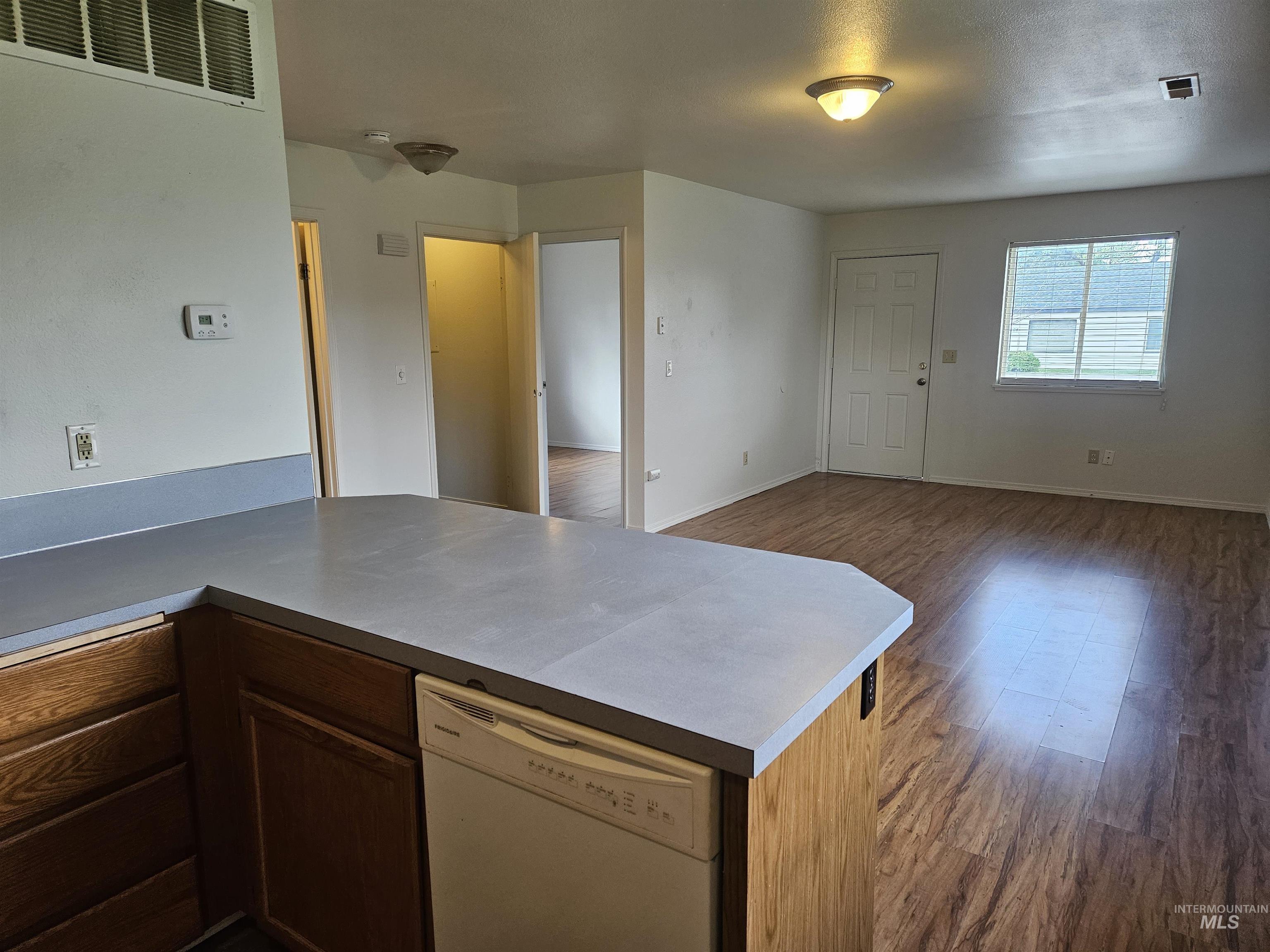 2803 College Ave, Caldwell, Idaho 83605, 2 Bedrooms, 1 Bathroom, Residential Income For Sale, Price $615,000,MLS 98975918