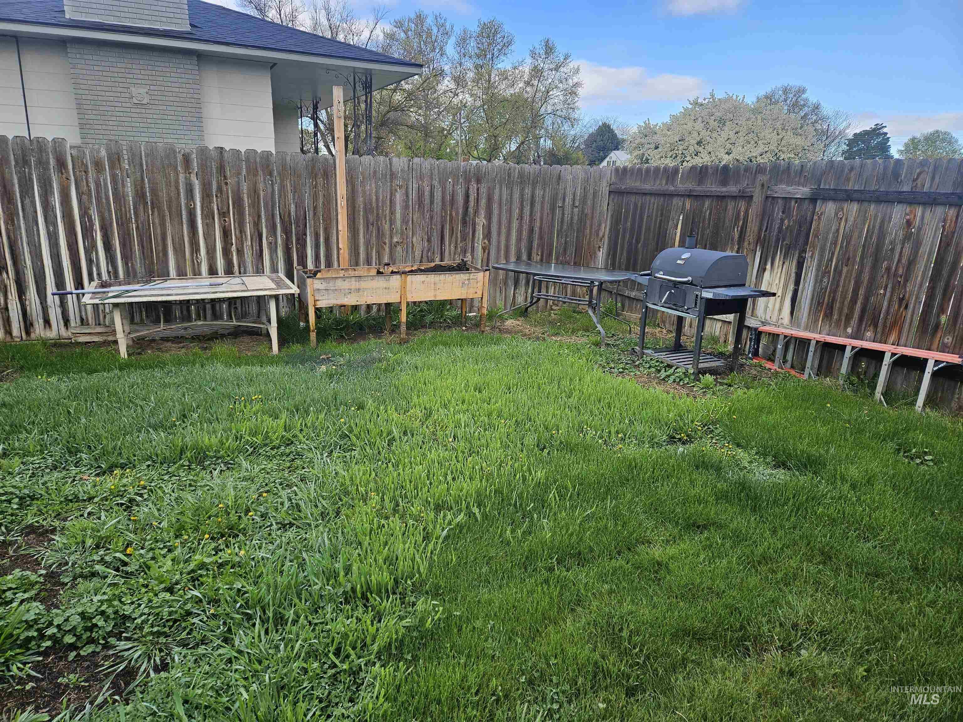 2803 College Ave, Caldwell, Idaho 83605, 2 Bedrooms, 1 Bathroom, Residential Income For Sale, Price $615,000,MLS 98975918