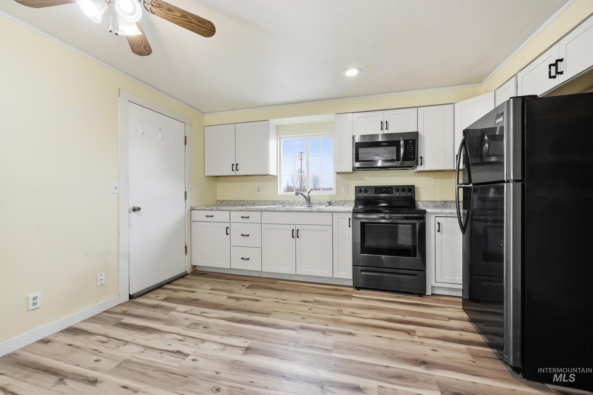 902 Harmon Way, Middleton, Idaho 83644, 2 Bedrooms, 1 Bathroom, Residential For Sale, Price $279,000, 98975922