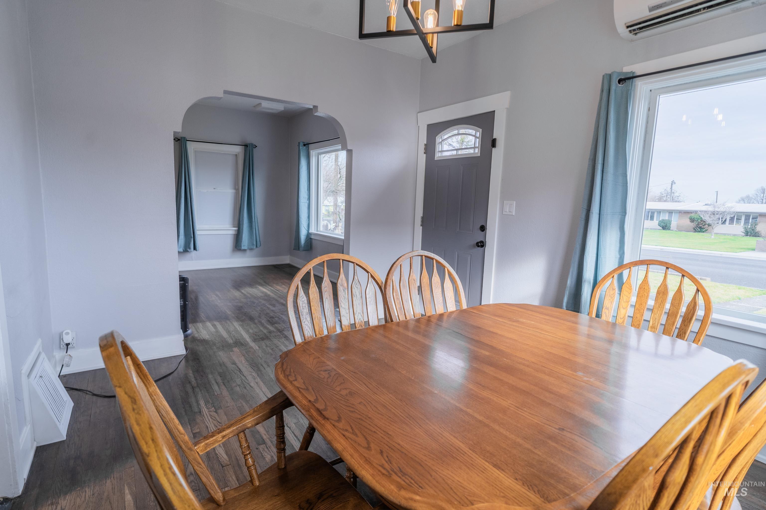 1110 13th Street, Clarkston, Washington 99403, 3 Bedrooms, 2 Bathrooms, Residential For Sale, Price $339,000, 98975923